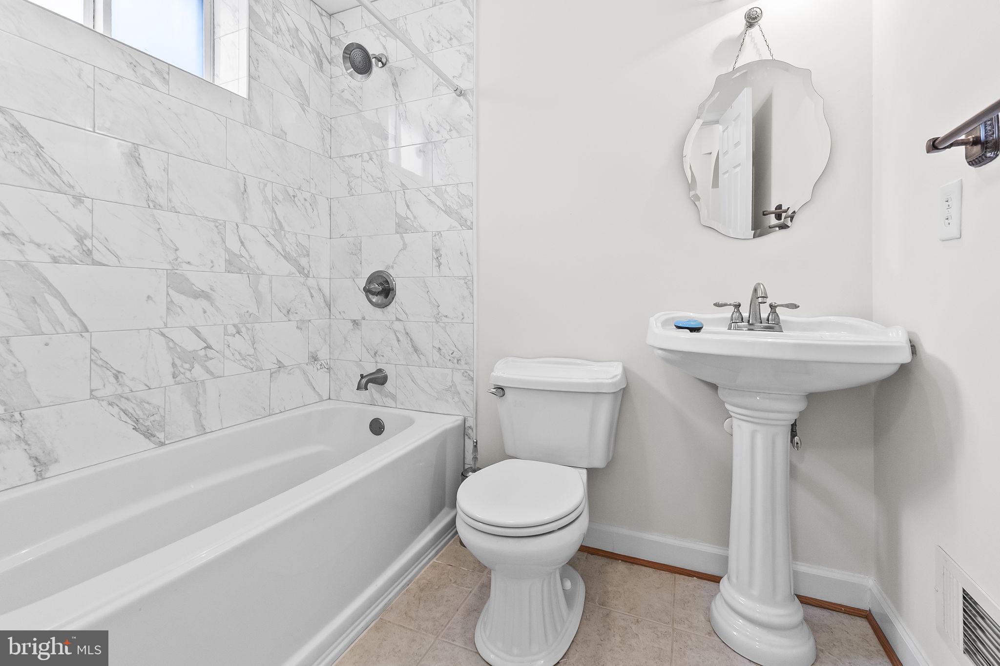 GUNSTON MANOR LANDING - Residential