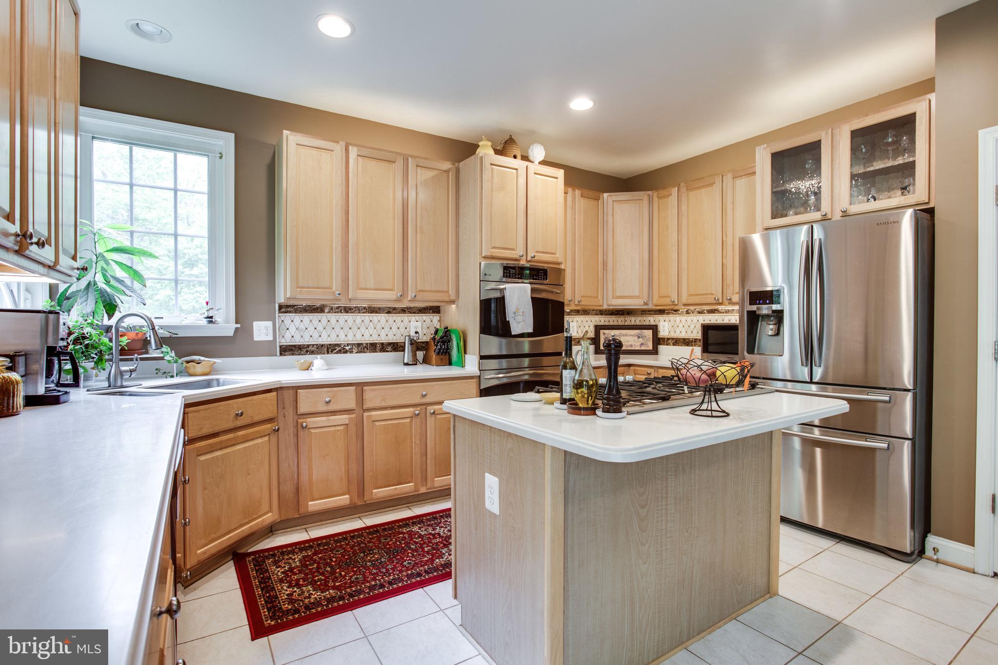 HUNGERFORD MANOR - Residential