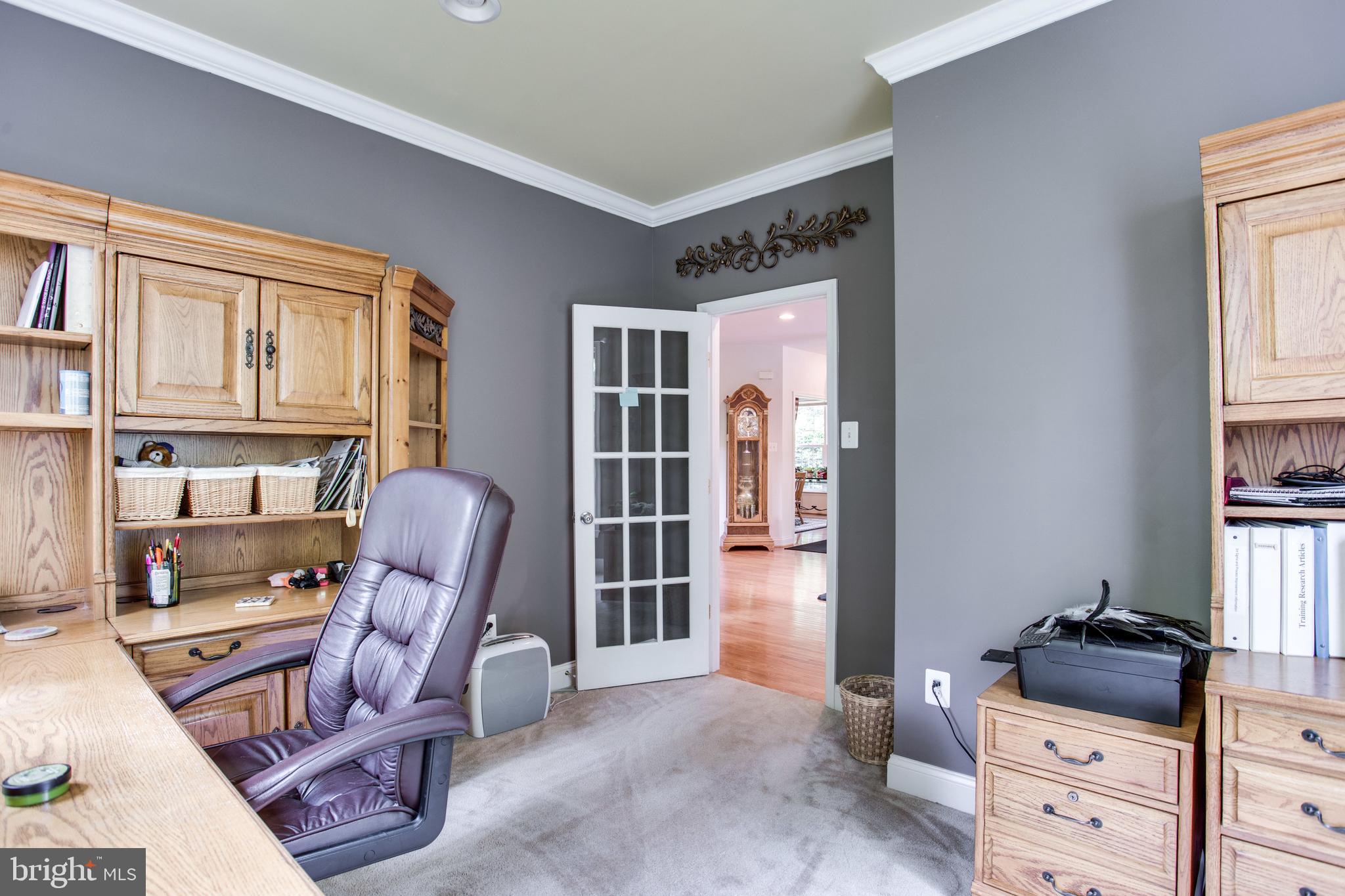 HUNGERFORD MANOR - Residential