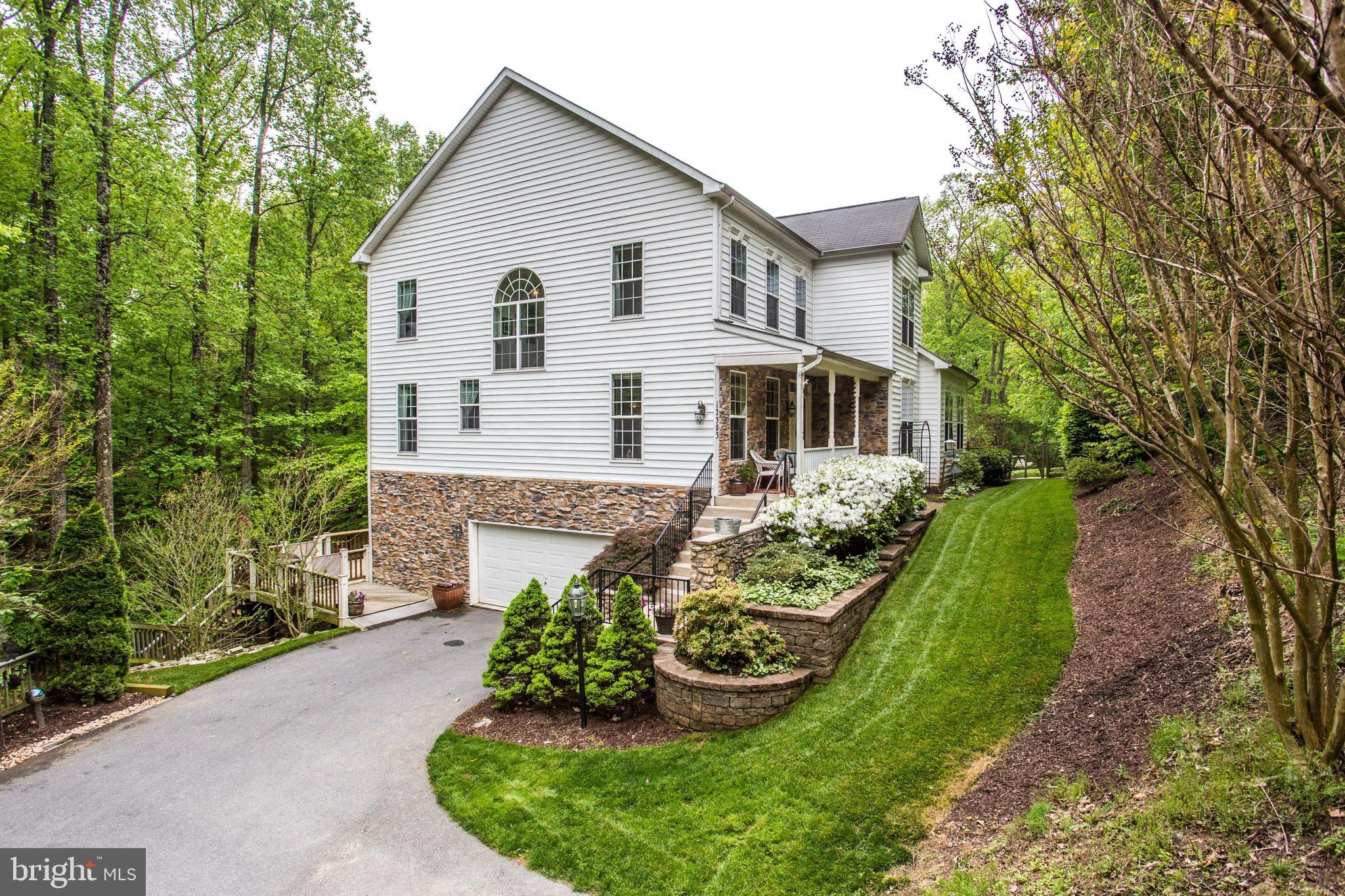 HUNGERFORD MANOR - Residential