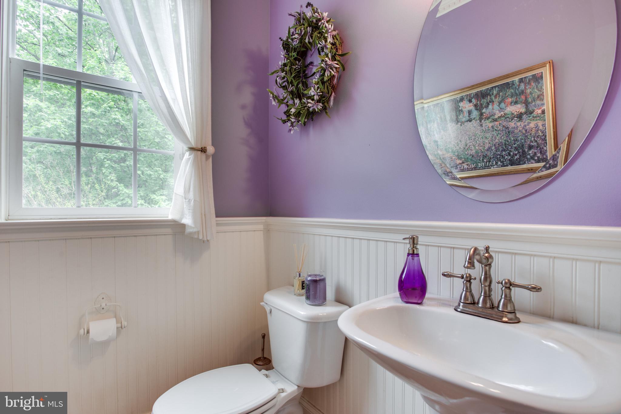 HUNGERFORD MANOR - Residential