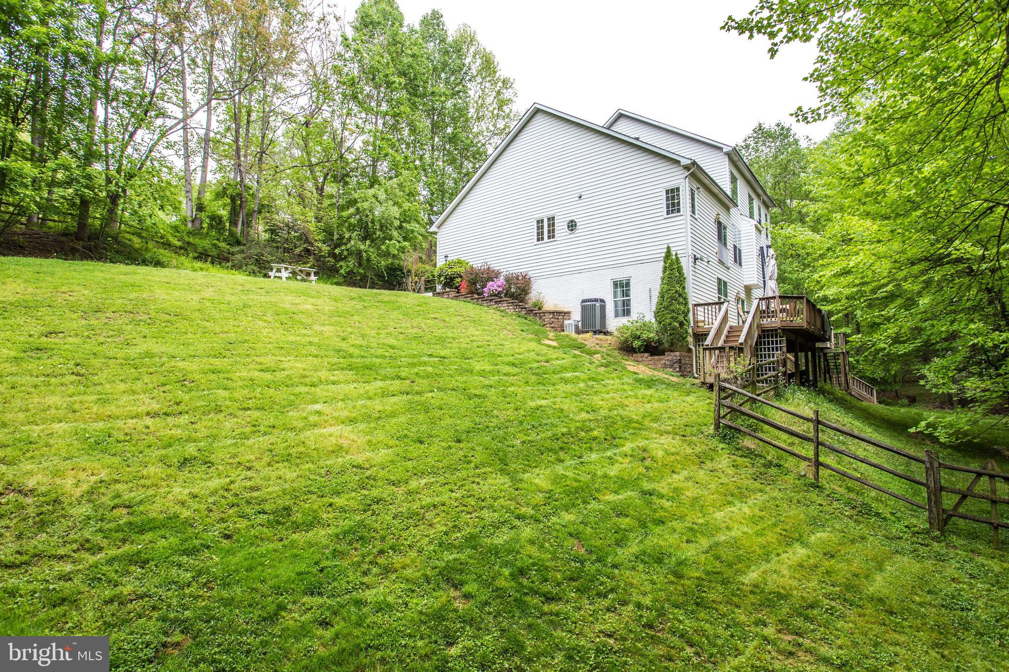 HUNGERFORD MANOR - Residential
