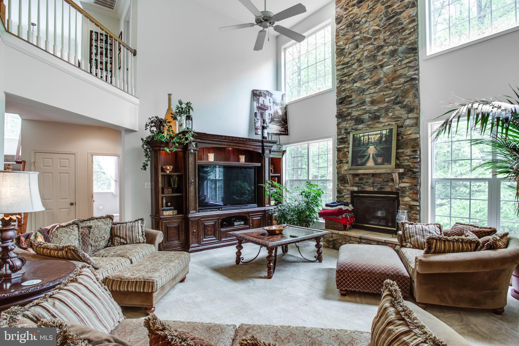 HUNGERFORD MANOR - Residential