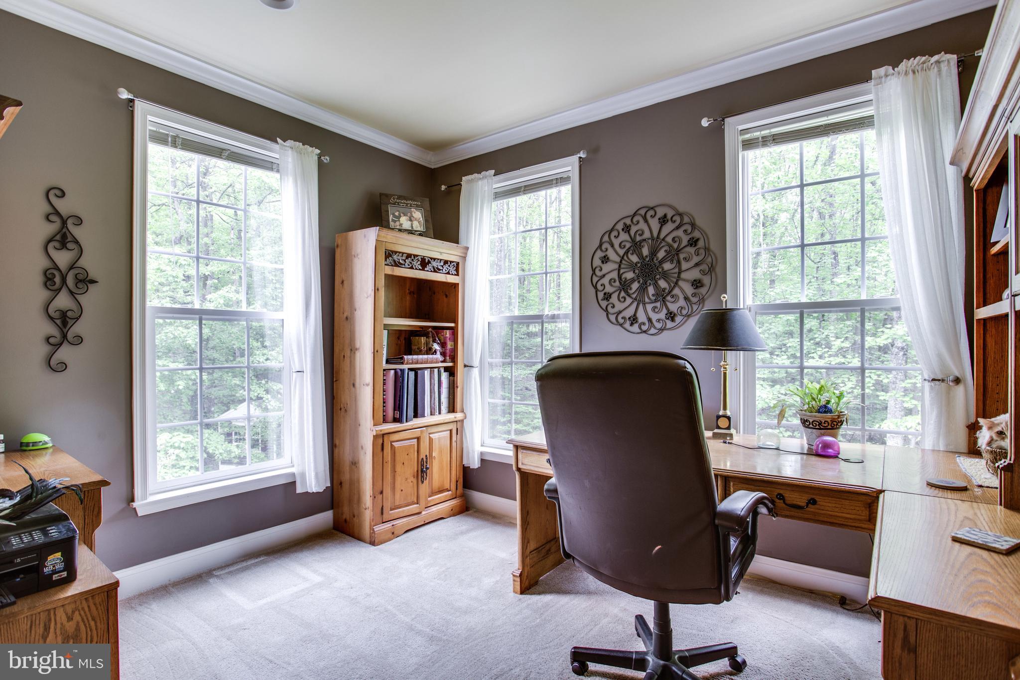 HUNGERFORD MANOR - Residential