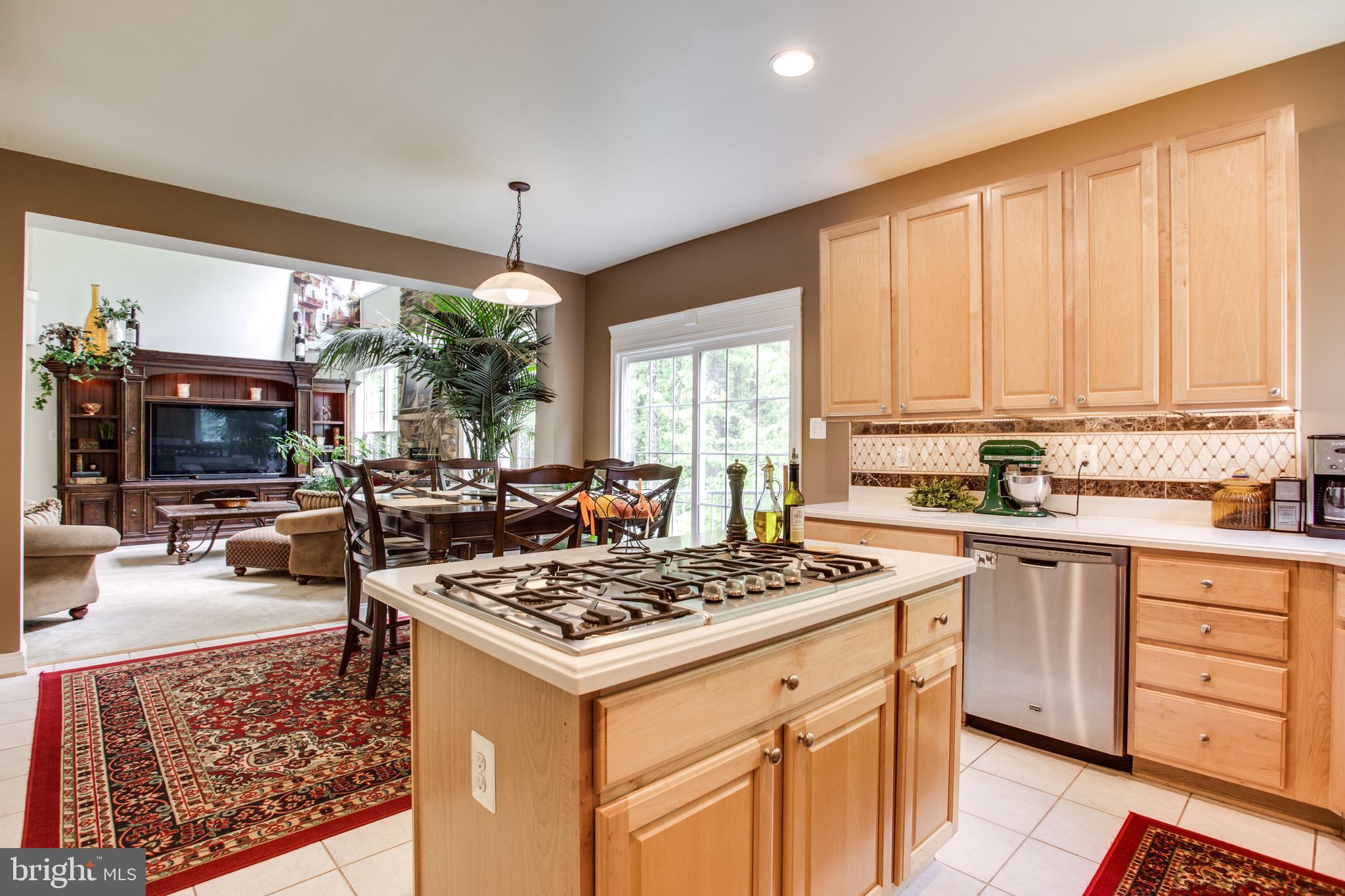 HUNGERFORD MANOR - Residential