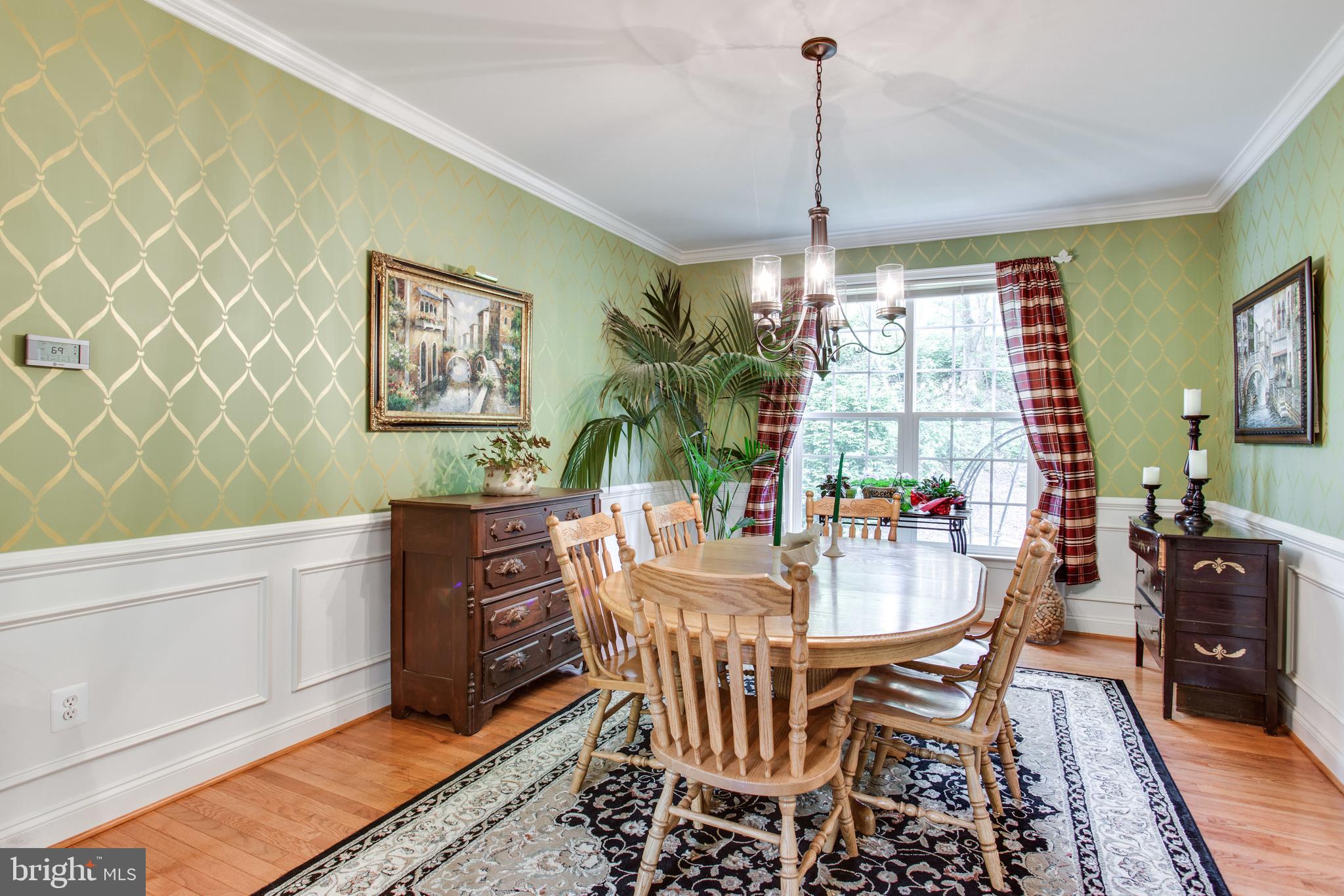 HUNGERFORD MANOR - Residential