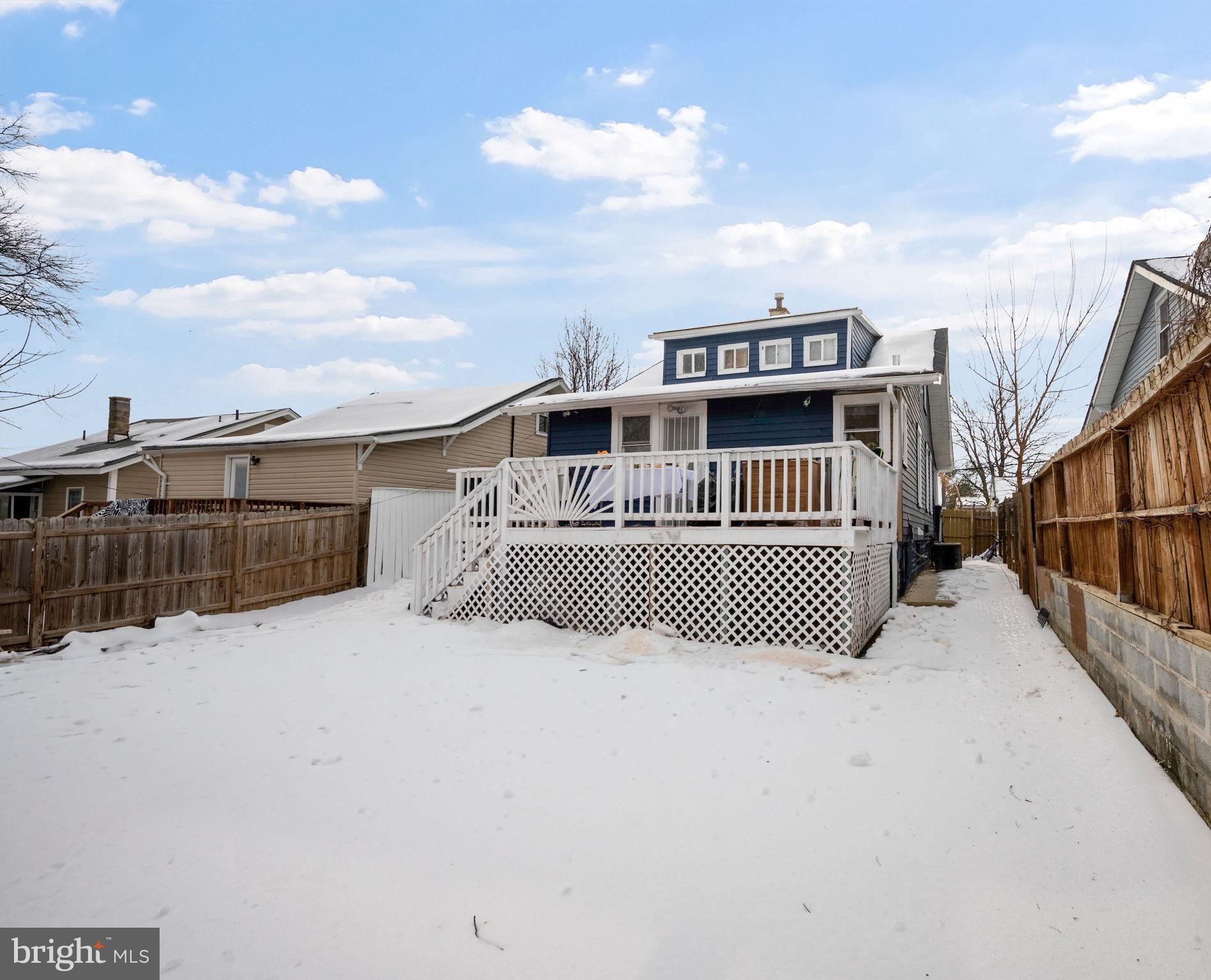 COLMAR MANOR - Residential