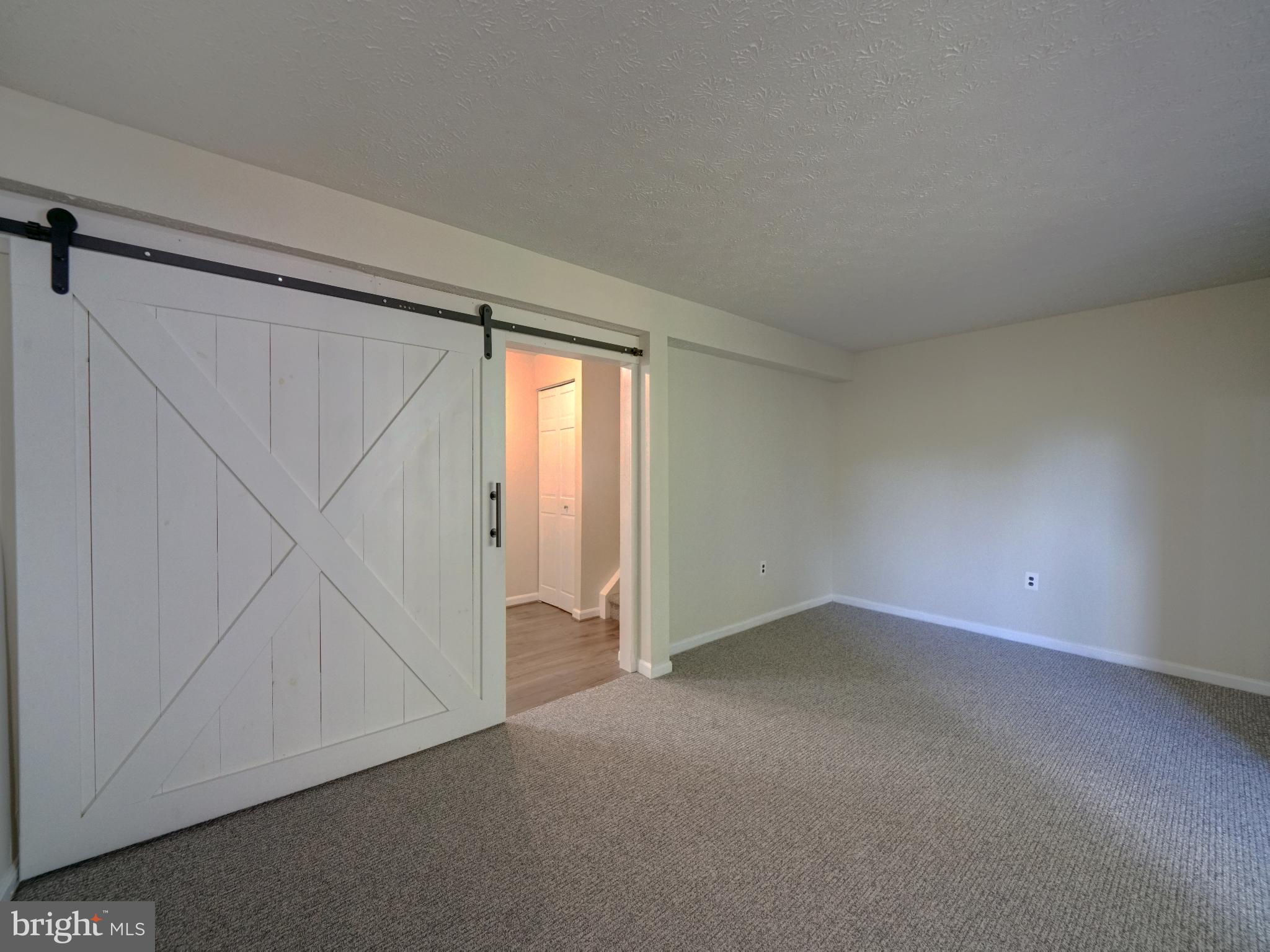 LEISHEAR VILLAGE - Residential