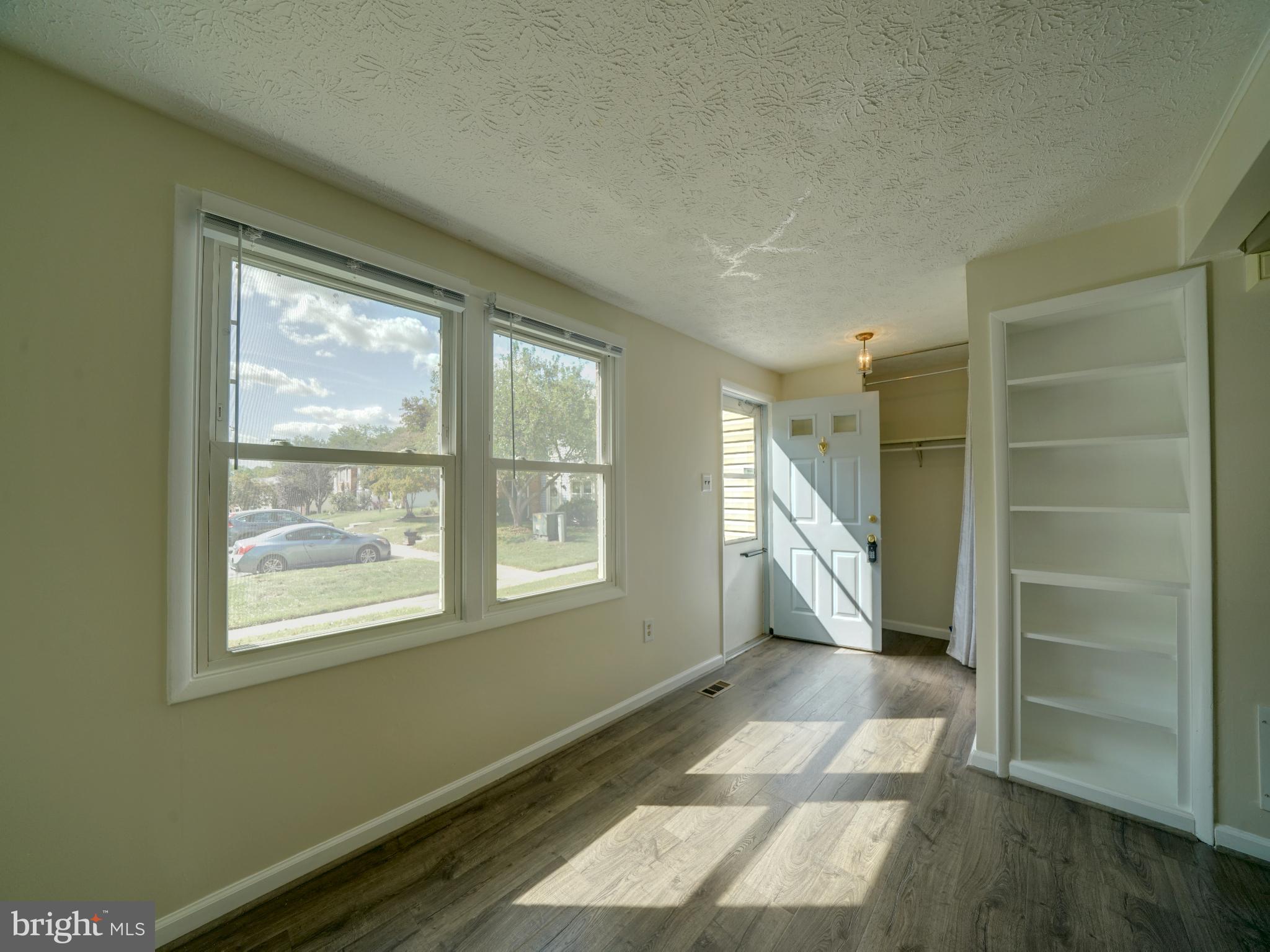 LEISHEAR VILLAGE - Residential