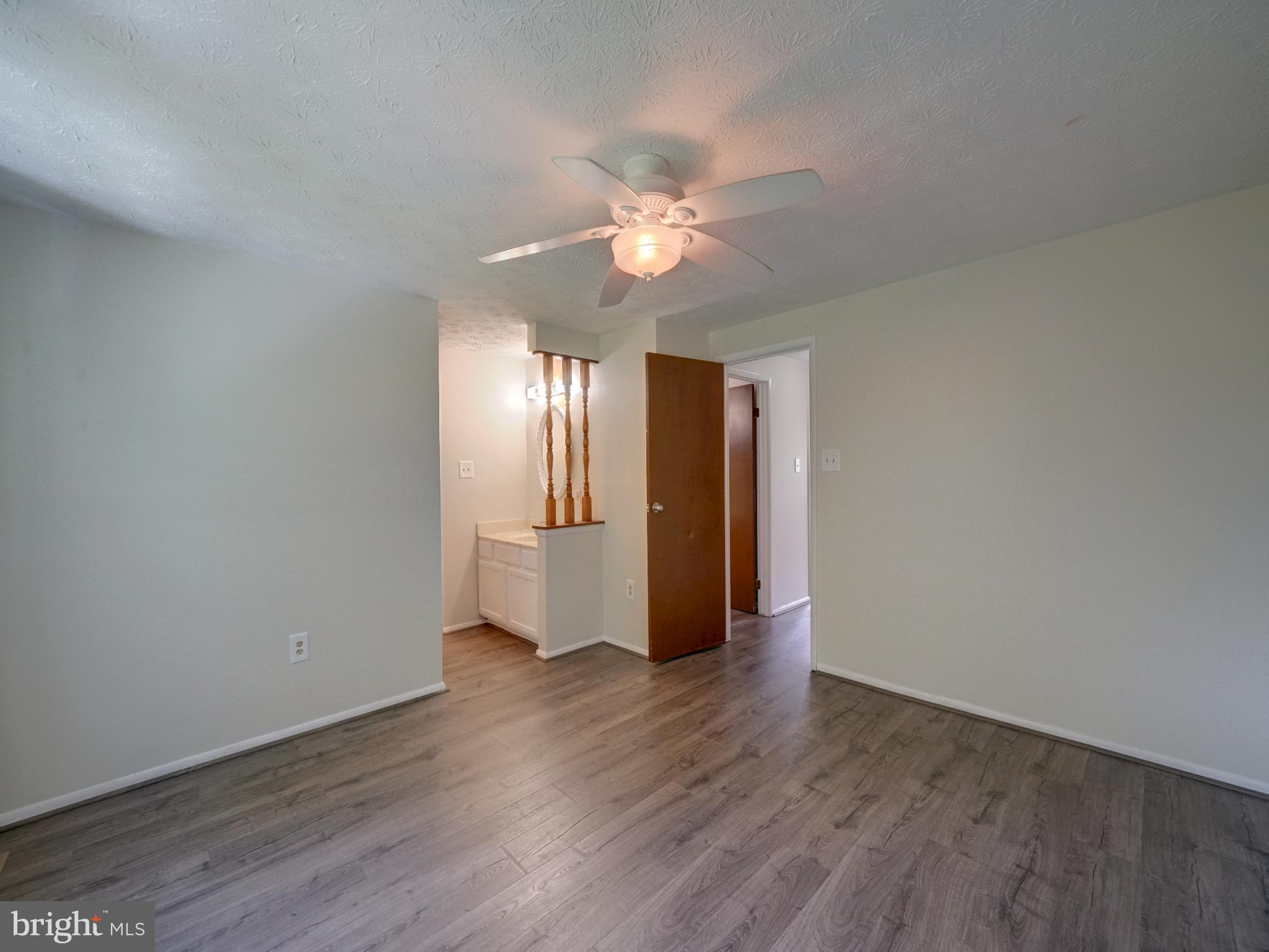 LEISHEAR VILLAGE - Residential