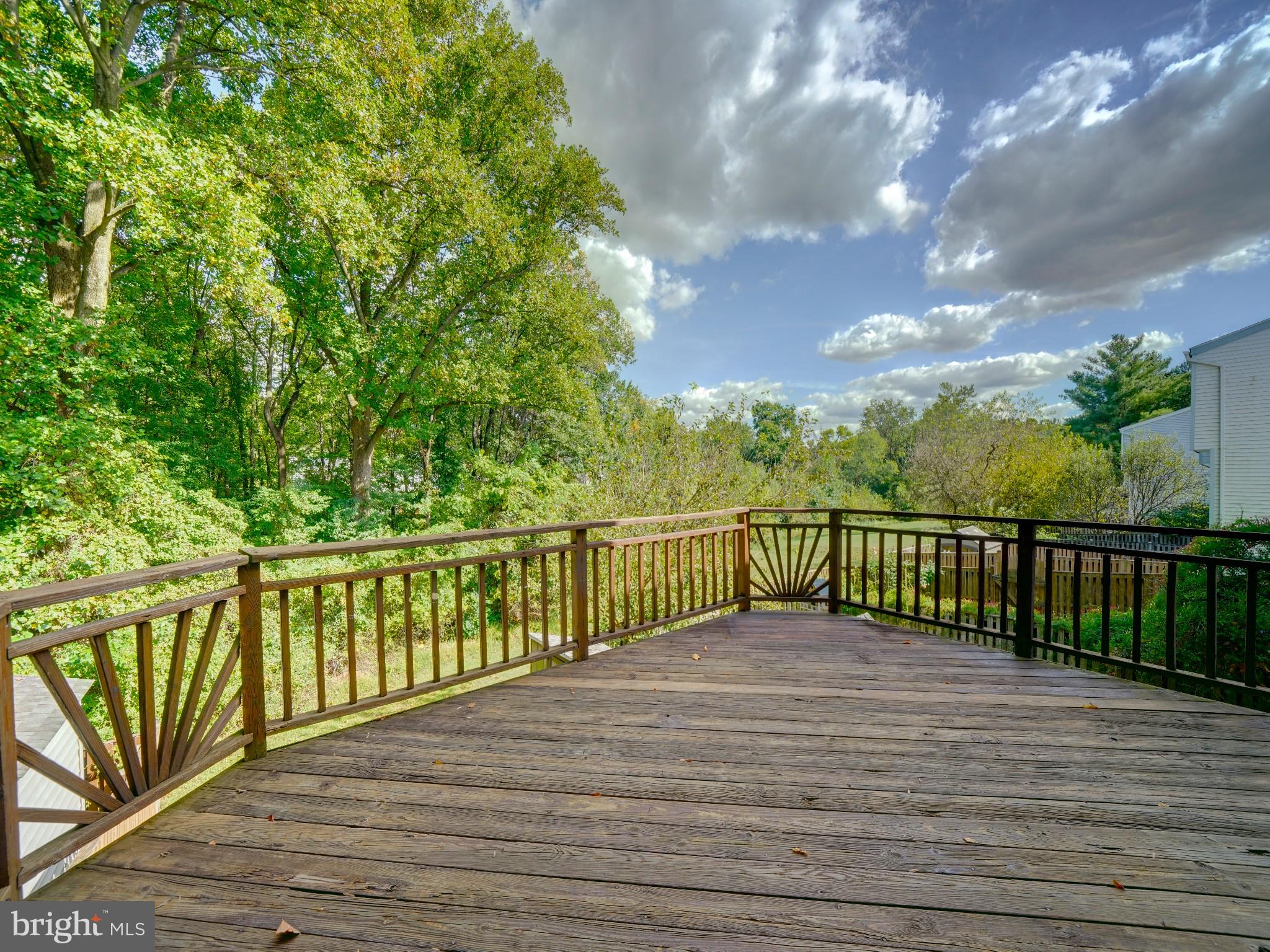 LEISHEAR VILLAGE - Residential