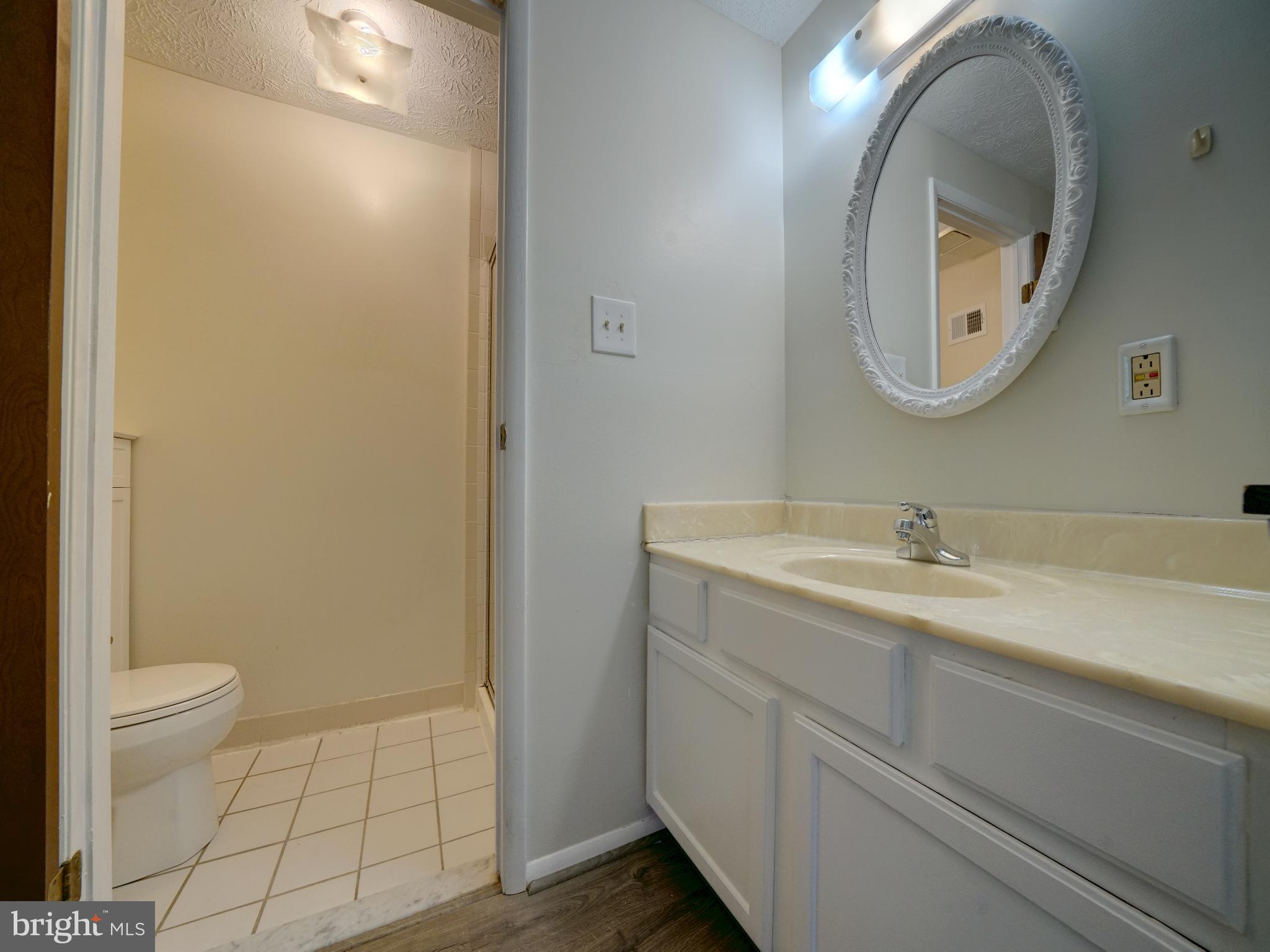 LEISHEAR VILLAGE - Residential