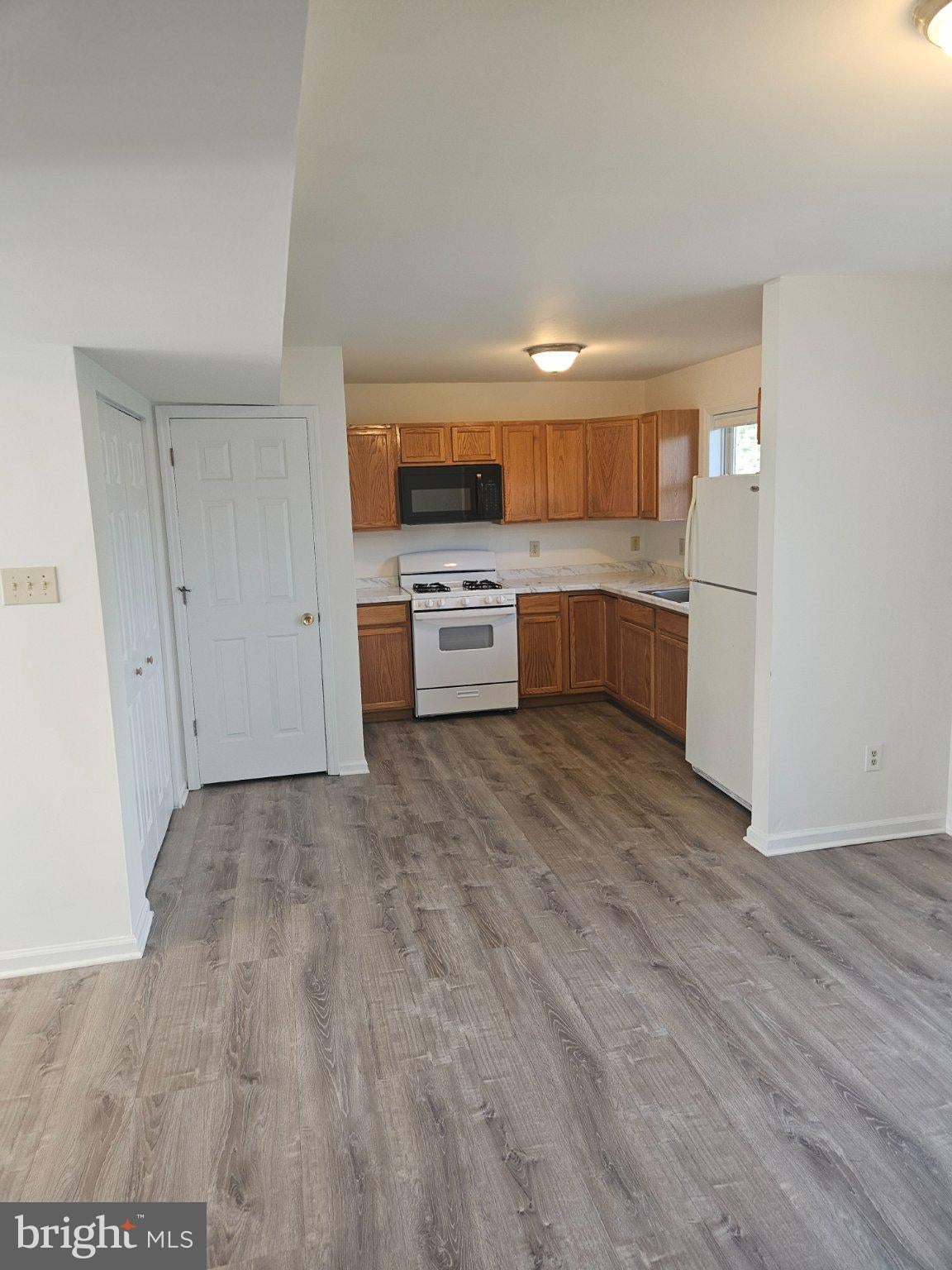 2539 SANIBEL COURT