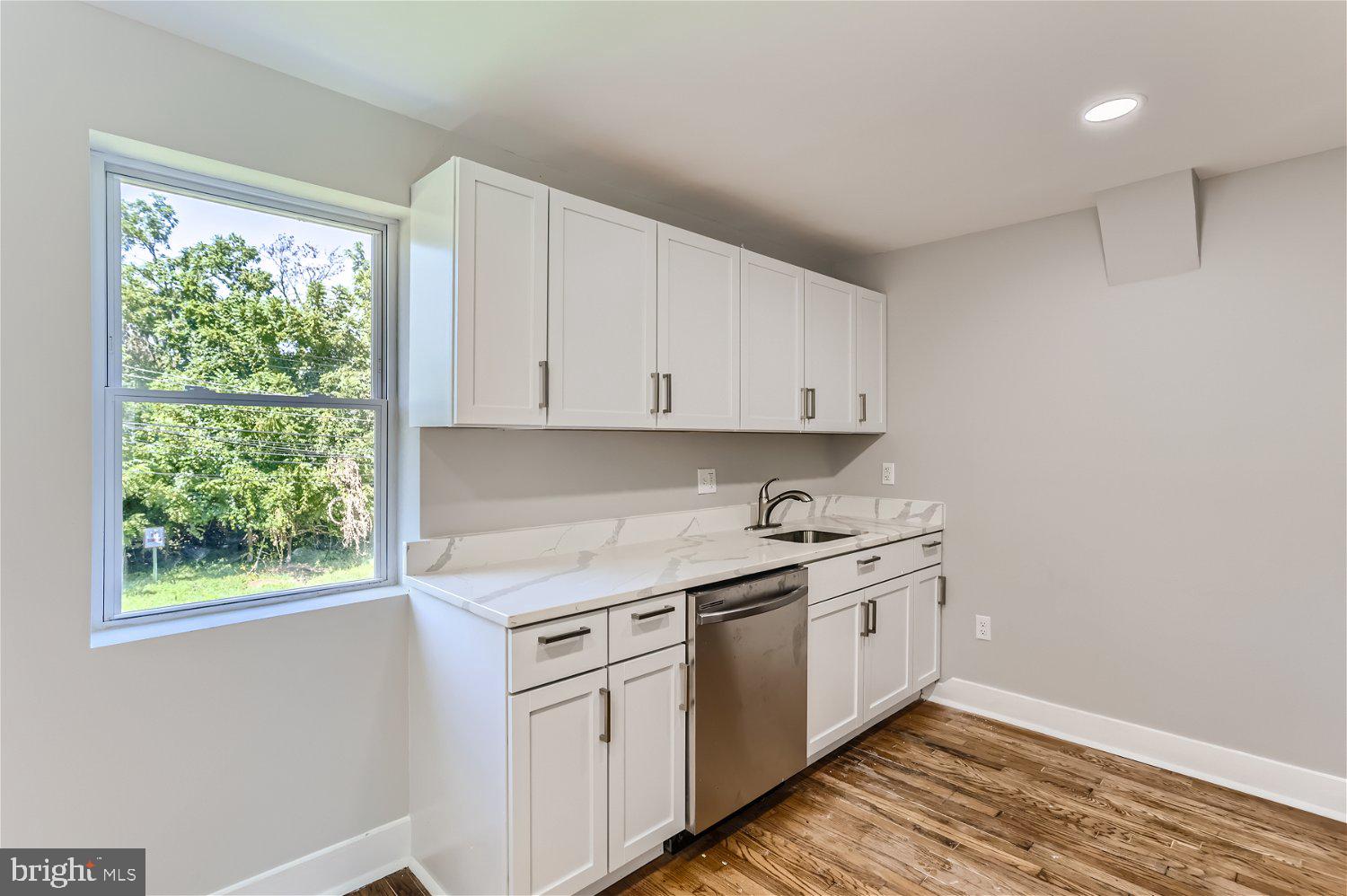 IRVINGTON - Residential