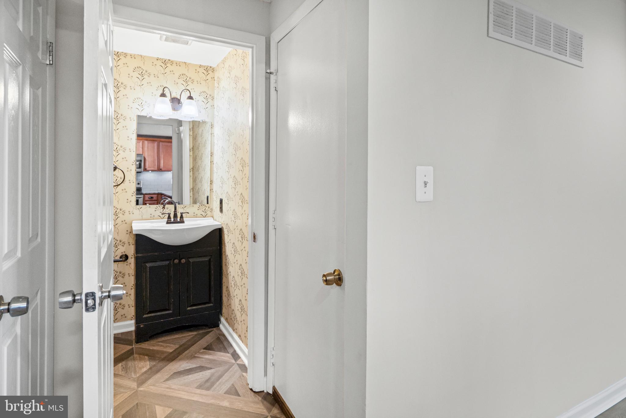 JARRETTSWOOD - Residential