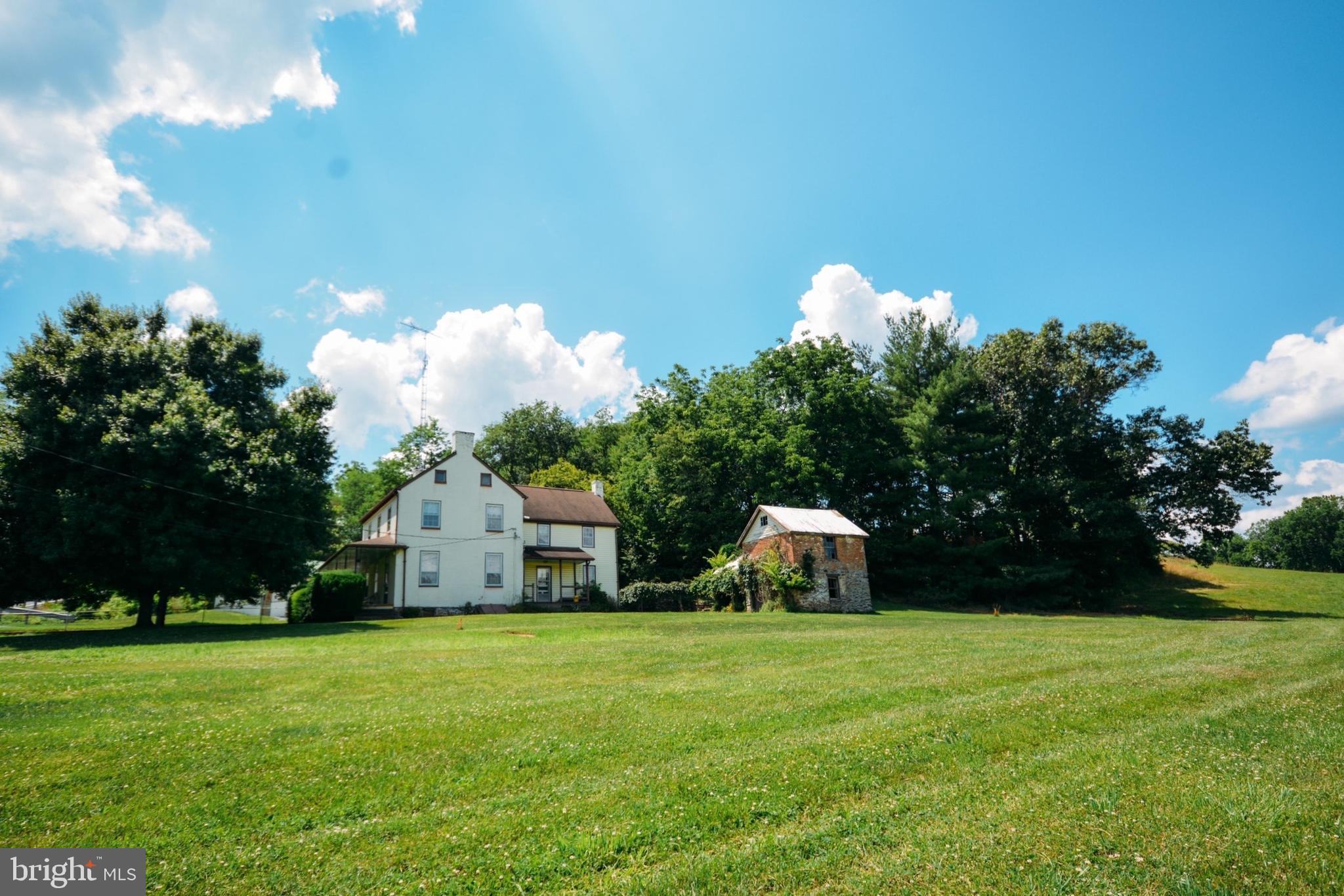 MIDDLETOWN - Residential