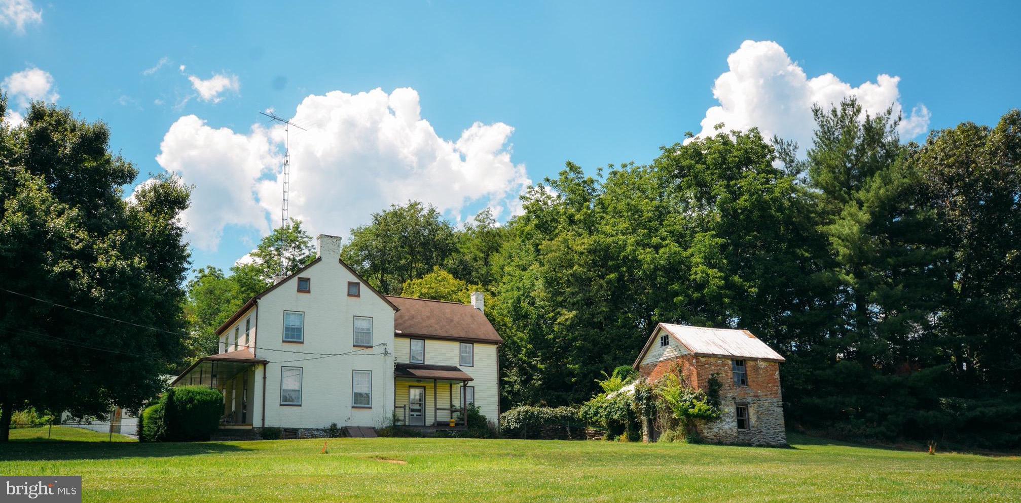 MIDDLETOWN - Residential