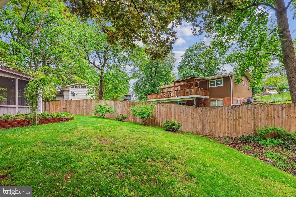 WESTVIEW HILLS - Residential