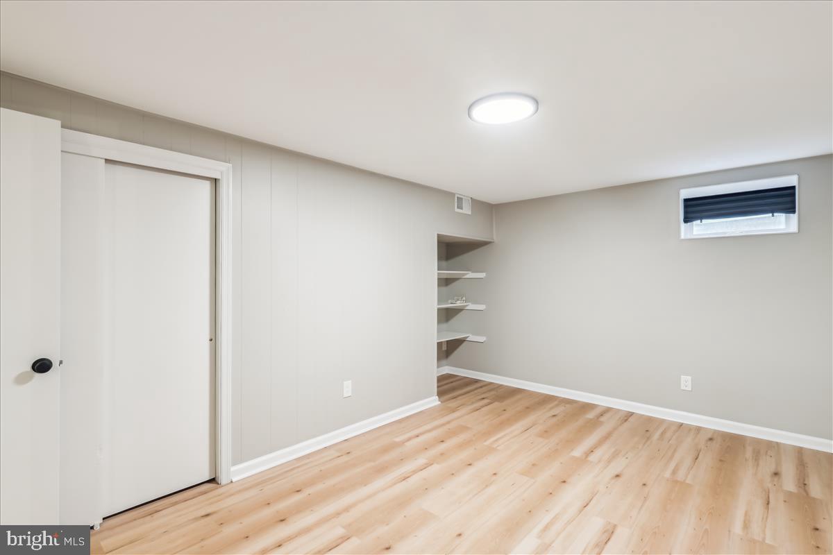 WESTVIEW HILLS - Residential