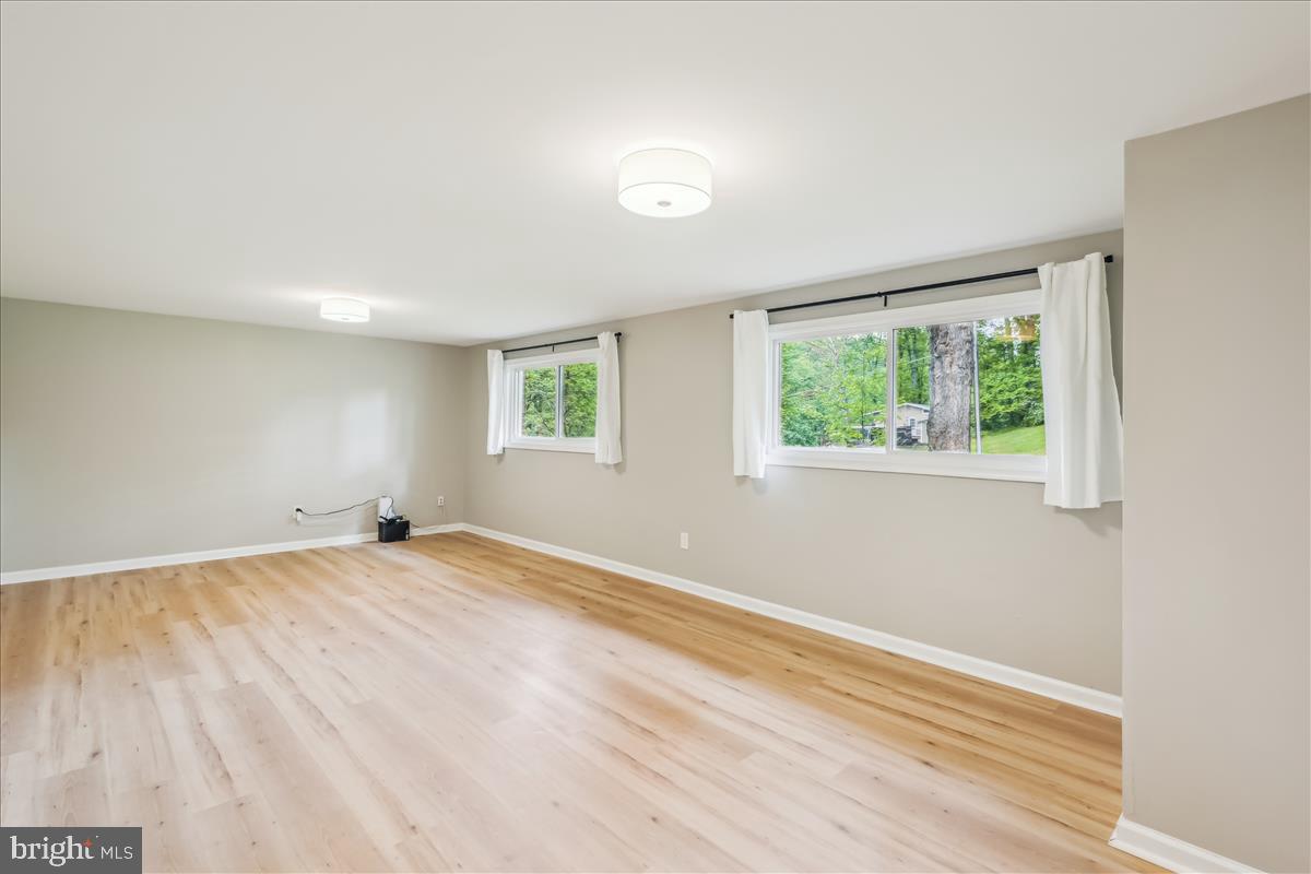 WESTVIEW HILLS - Residential