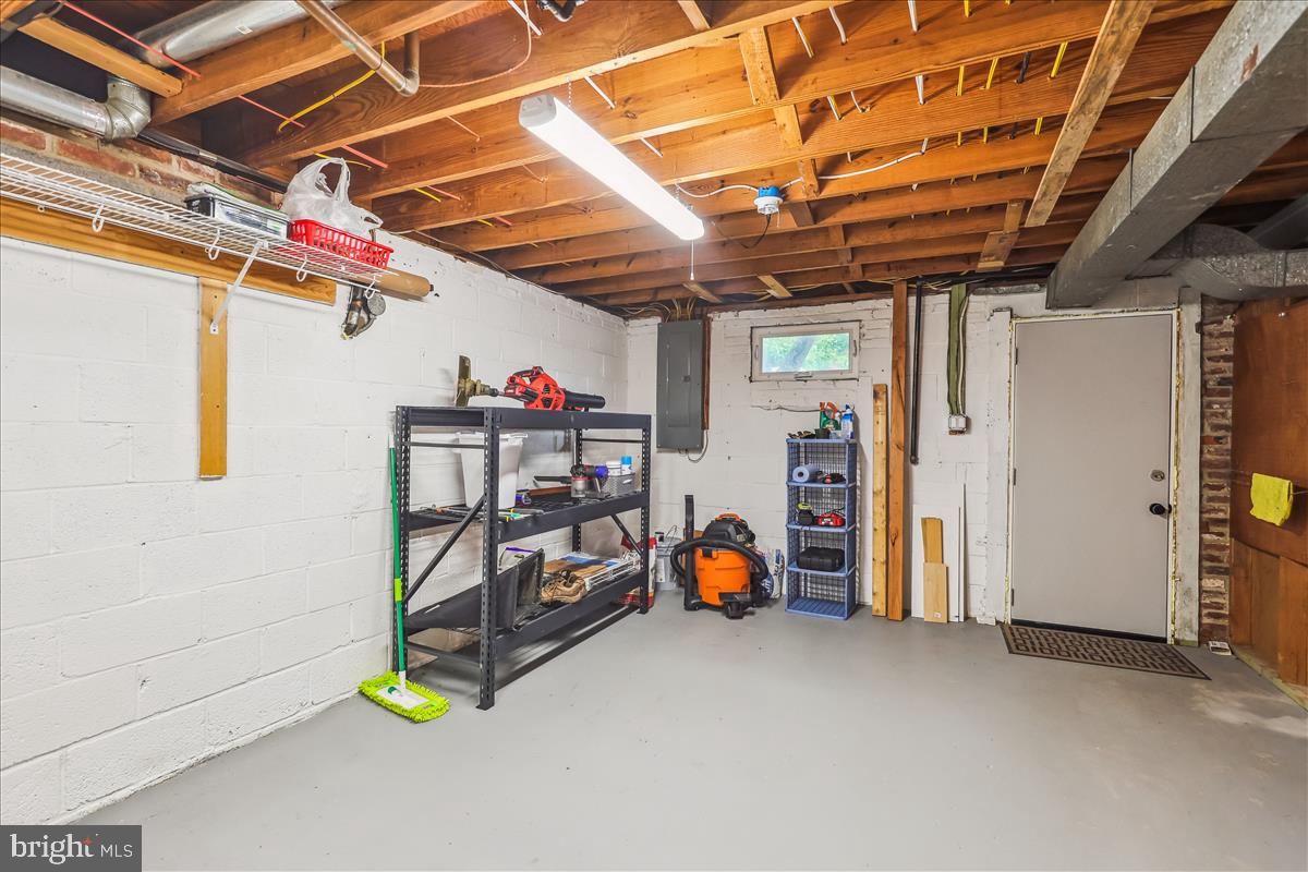 WESTVIEW HILLS - Residential