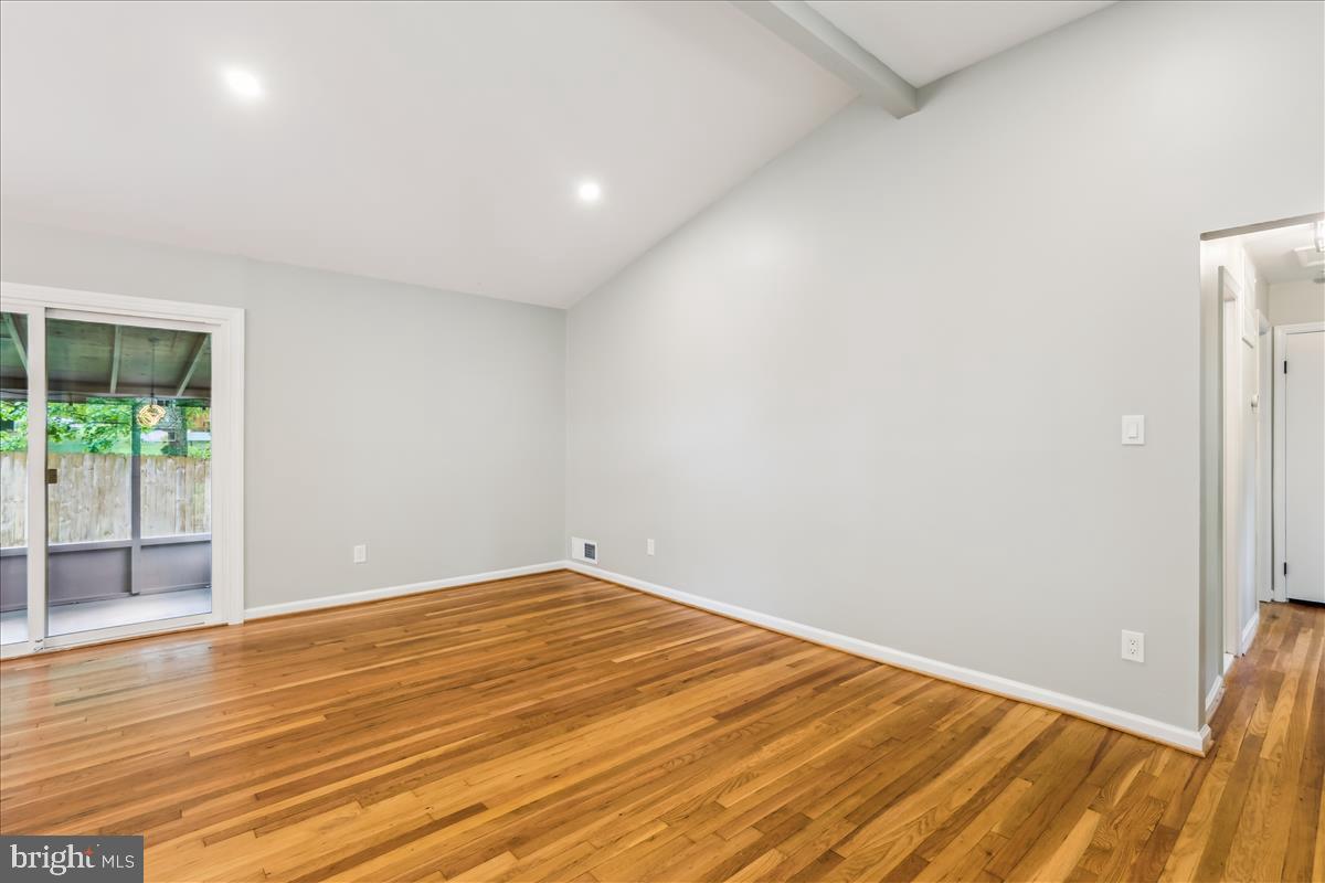 WESTVIEW HILLS - Residential