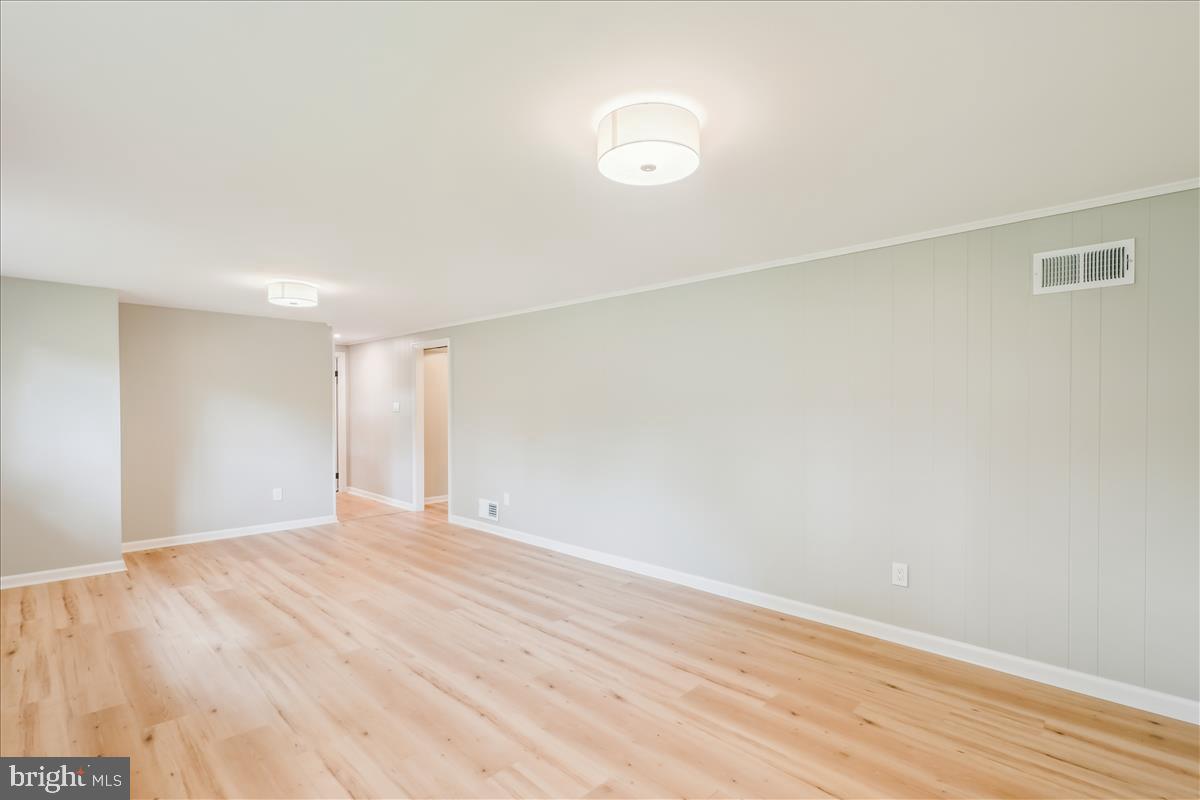 WESTVIEW HILLS - Residential