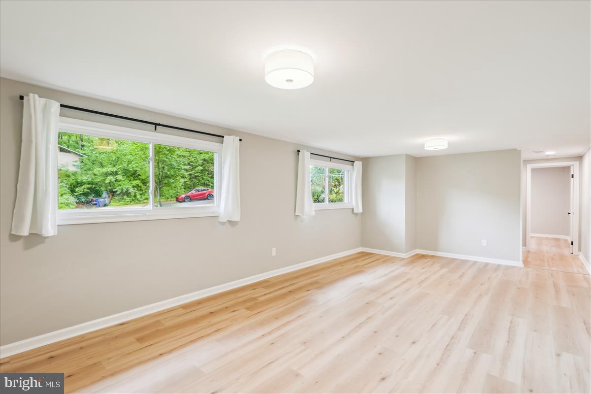 WESTVIEW HILLS - Residential