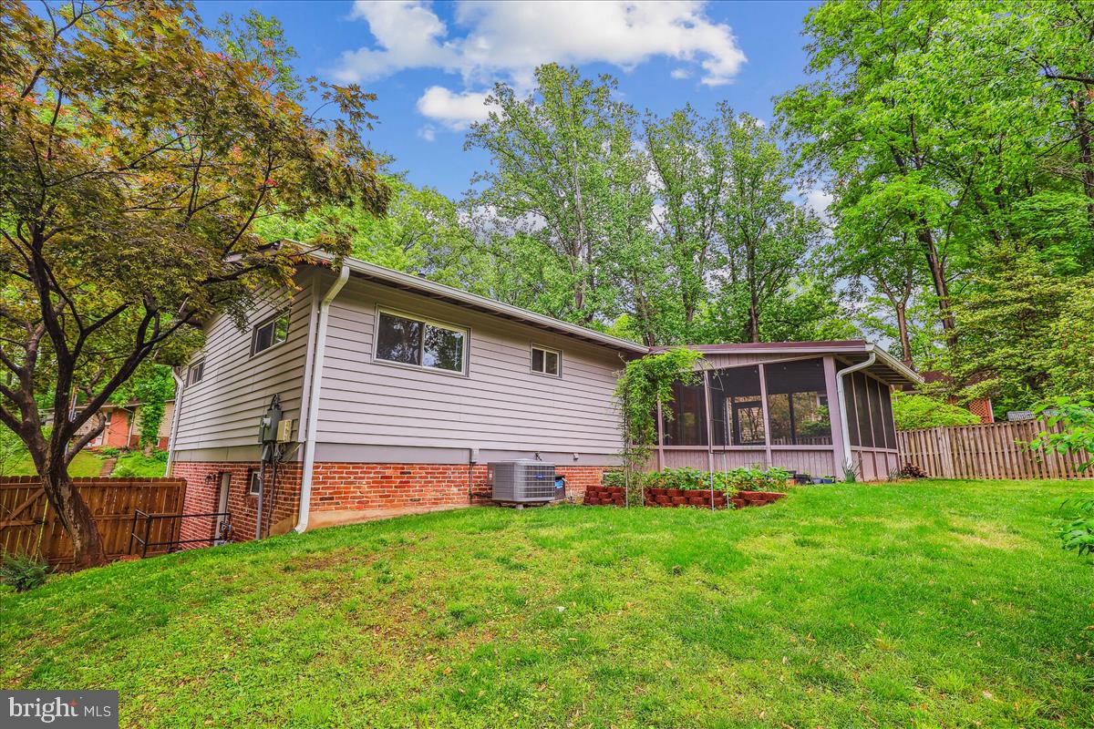 WESTVIEW HILLS - Residential