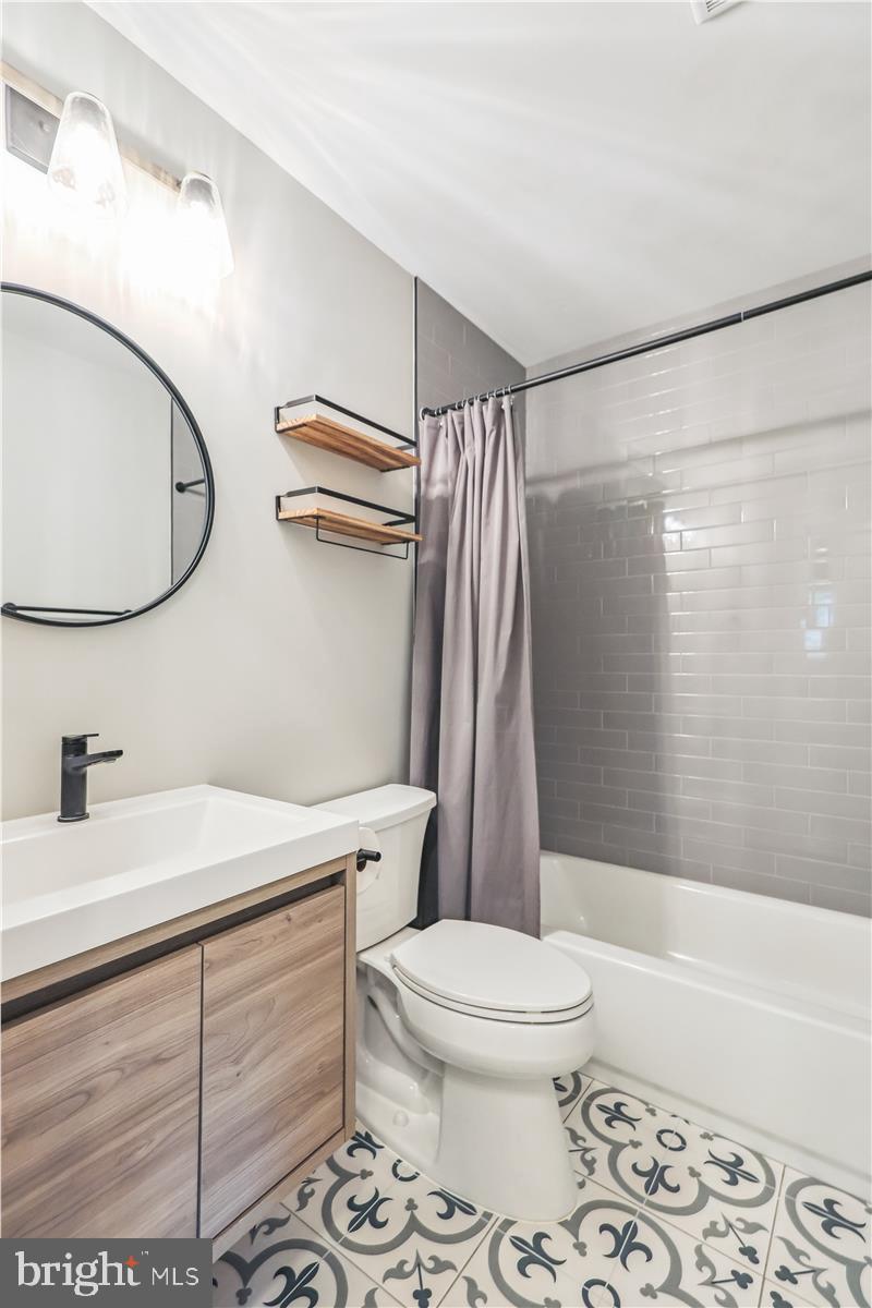 WESTVIEW HILLS - Residential