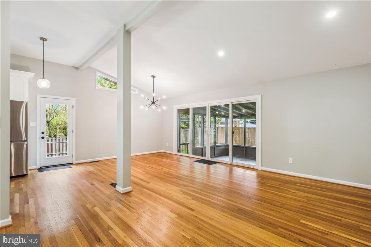 WESTVIEW HILLS - Residential