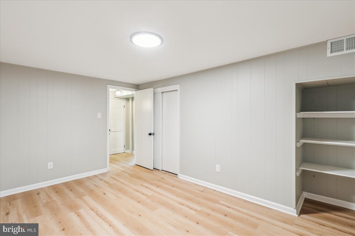 WESTVIEW HILLS - Residential