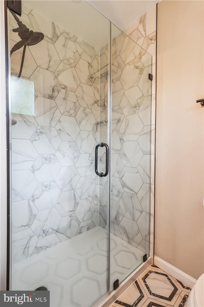 WESTVIEW HILLS - Residential