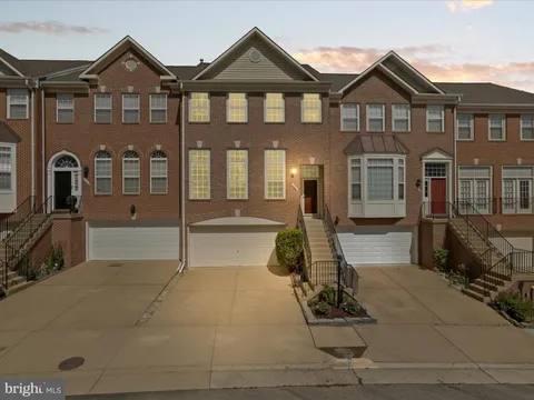 5267 Morning Mist Lane, Alexandria, VA MLS: VAFX2231072