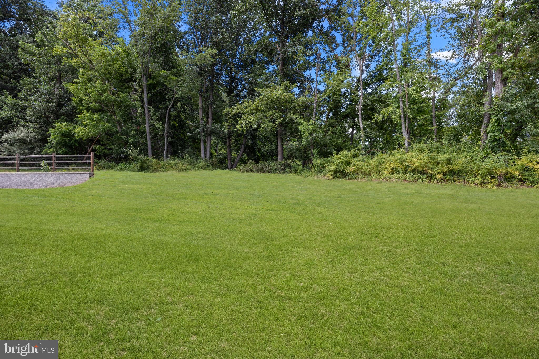 MAYFIELD - Residential