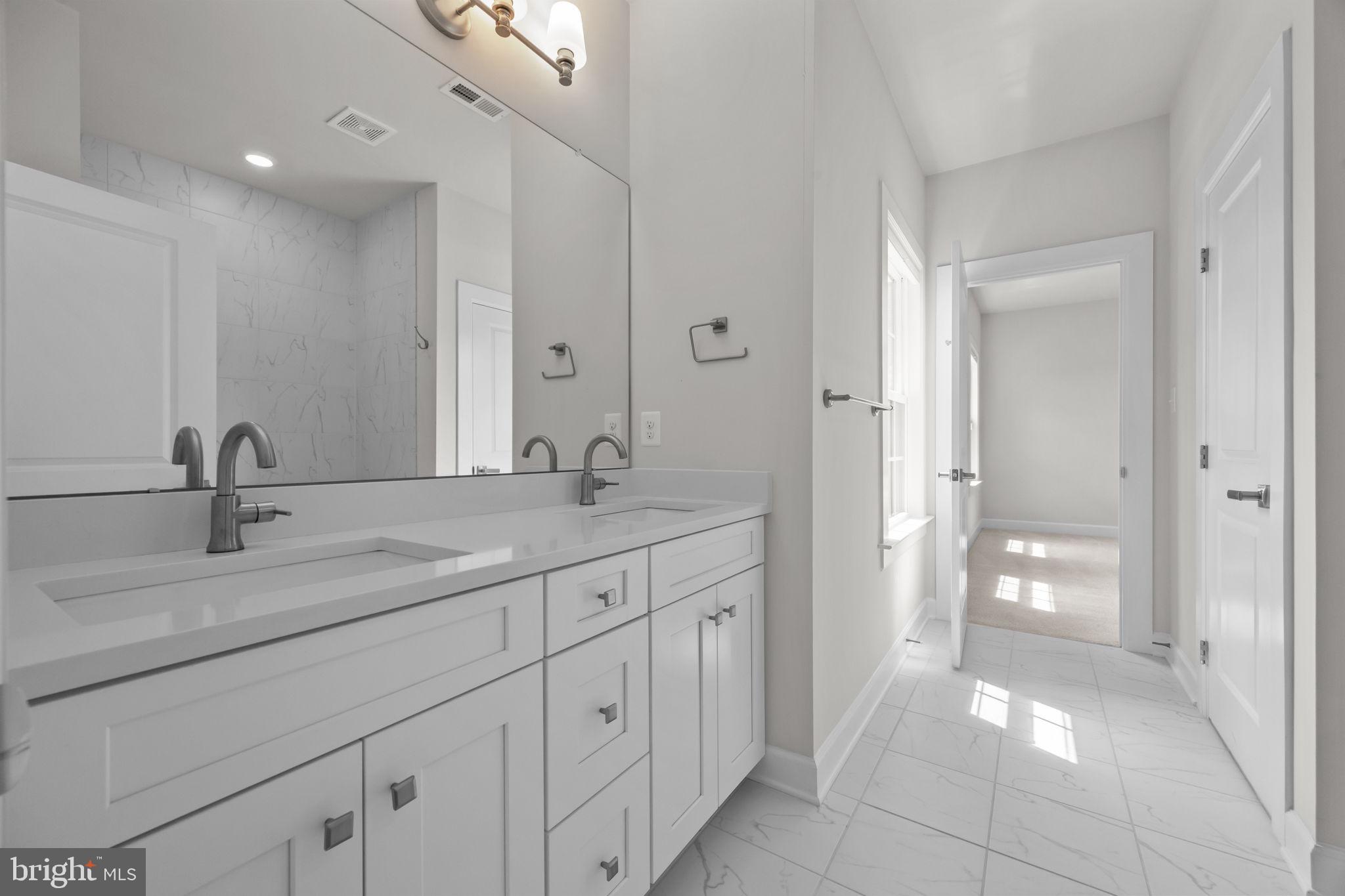 MAYFIELD - Residential