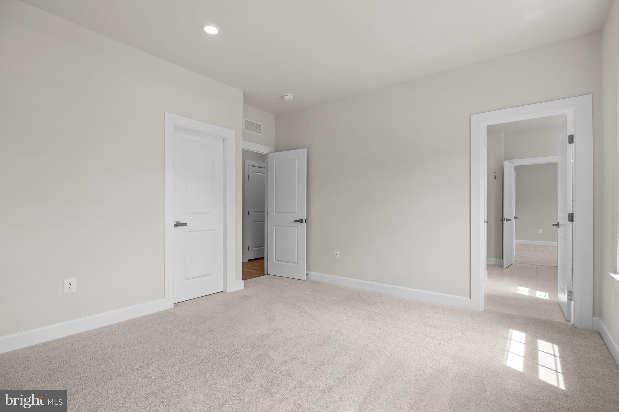 MAYFIELD - Residential