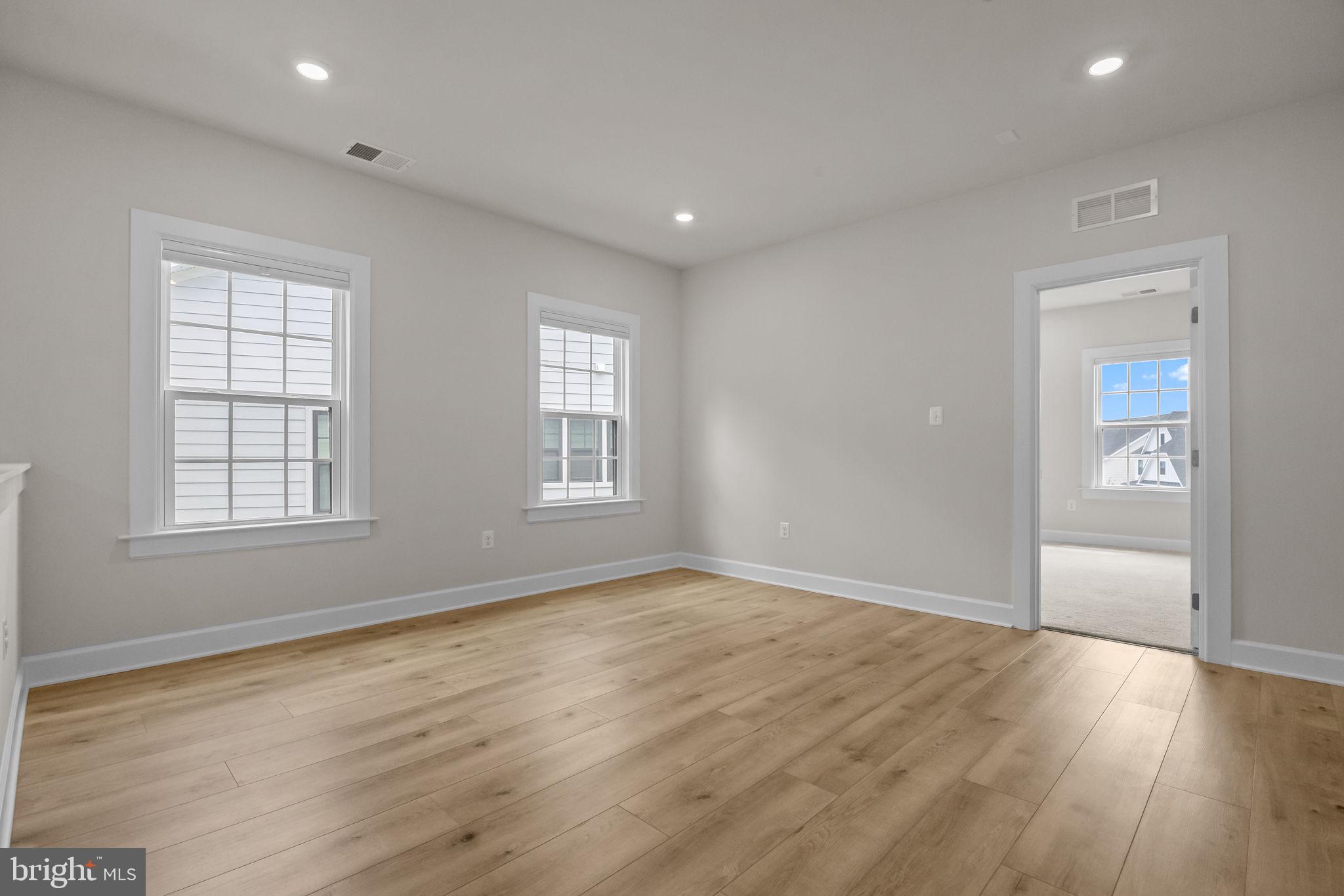 MAYFIELD - Residential