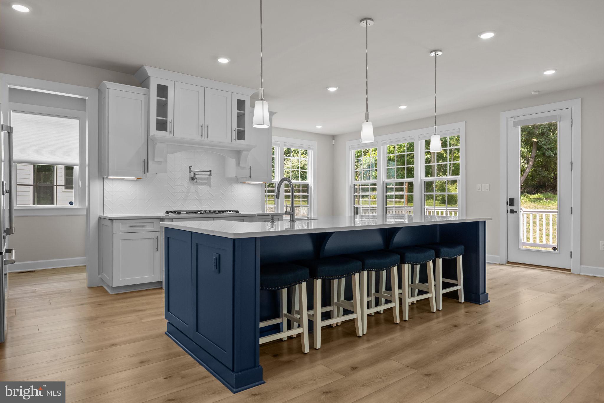 MAYFIELD - Residential