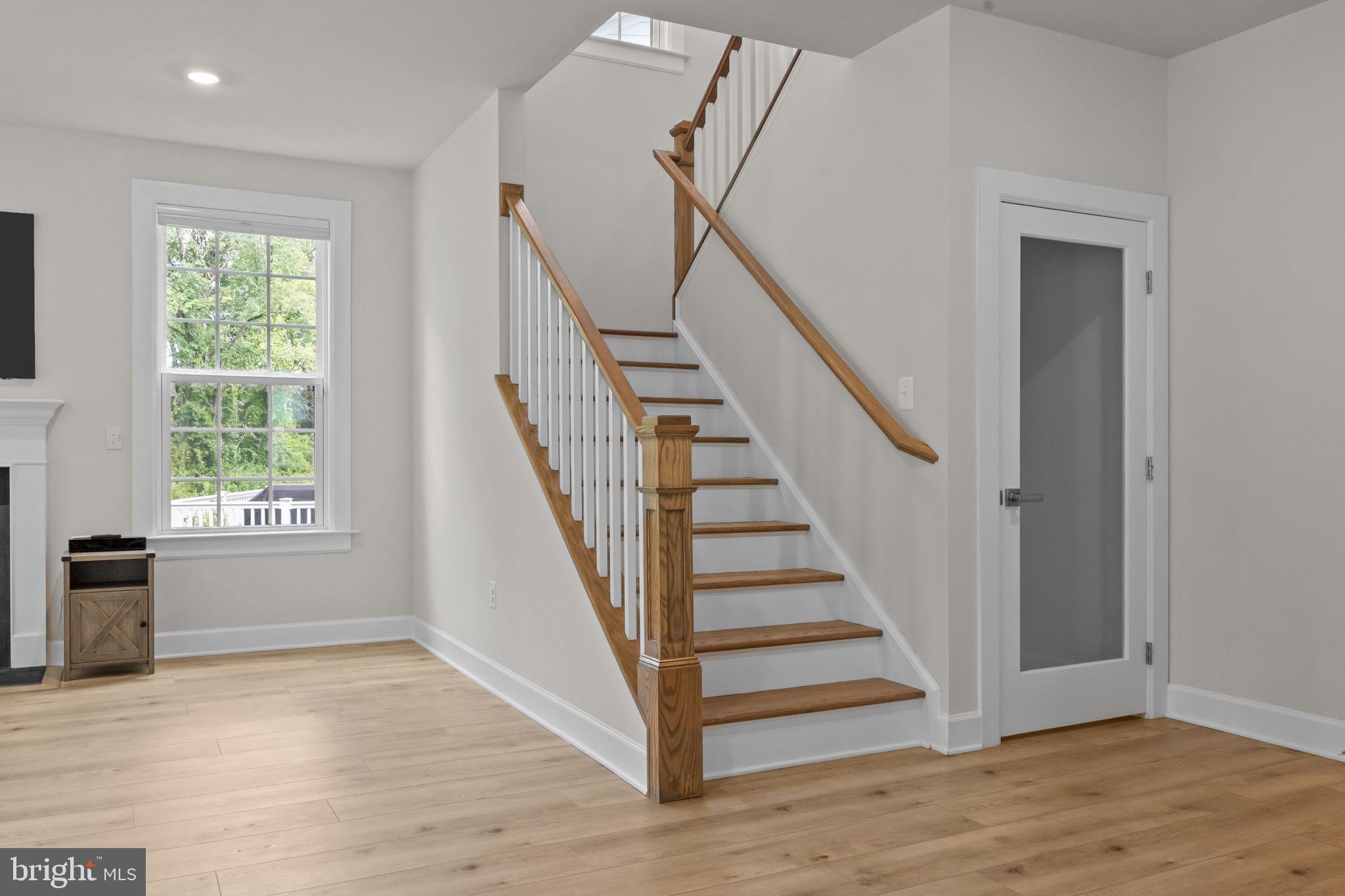 MAYFIELD - Residential