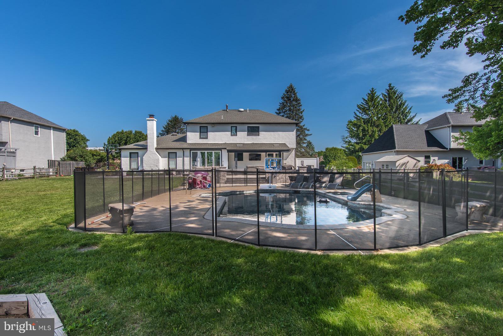 GWYNMONT FARMS - Residential