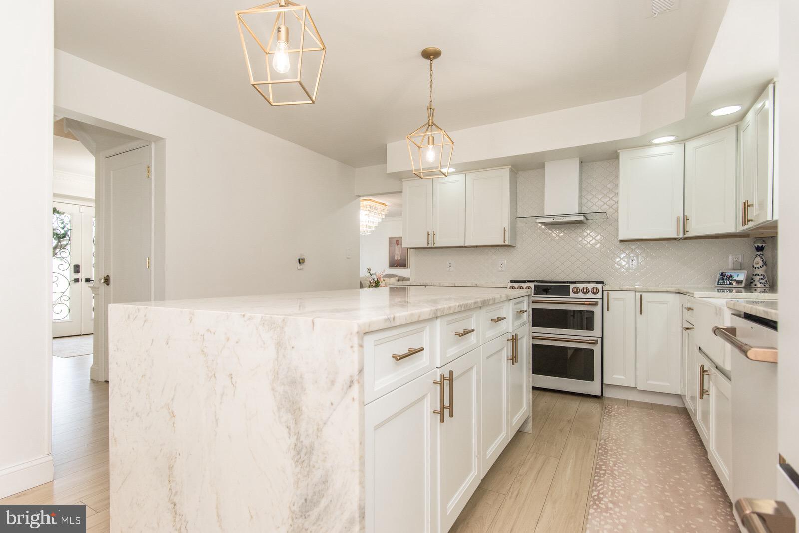 GWYNMONT FARMS - Residential
