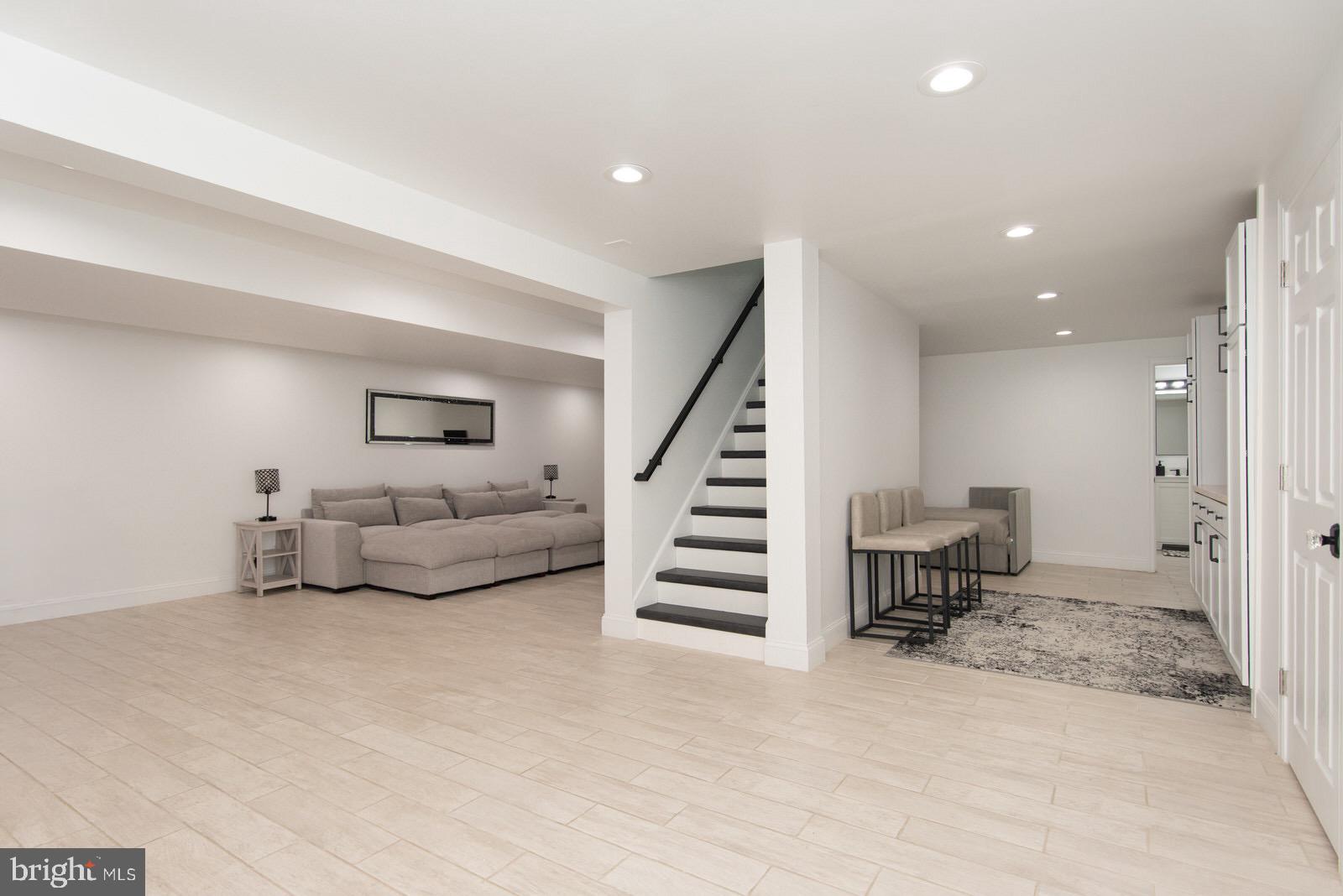 GWYNMONT FARMS - Residential