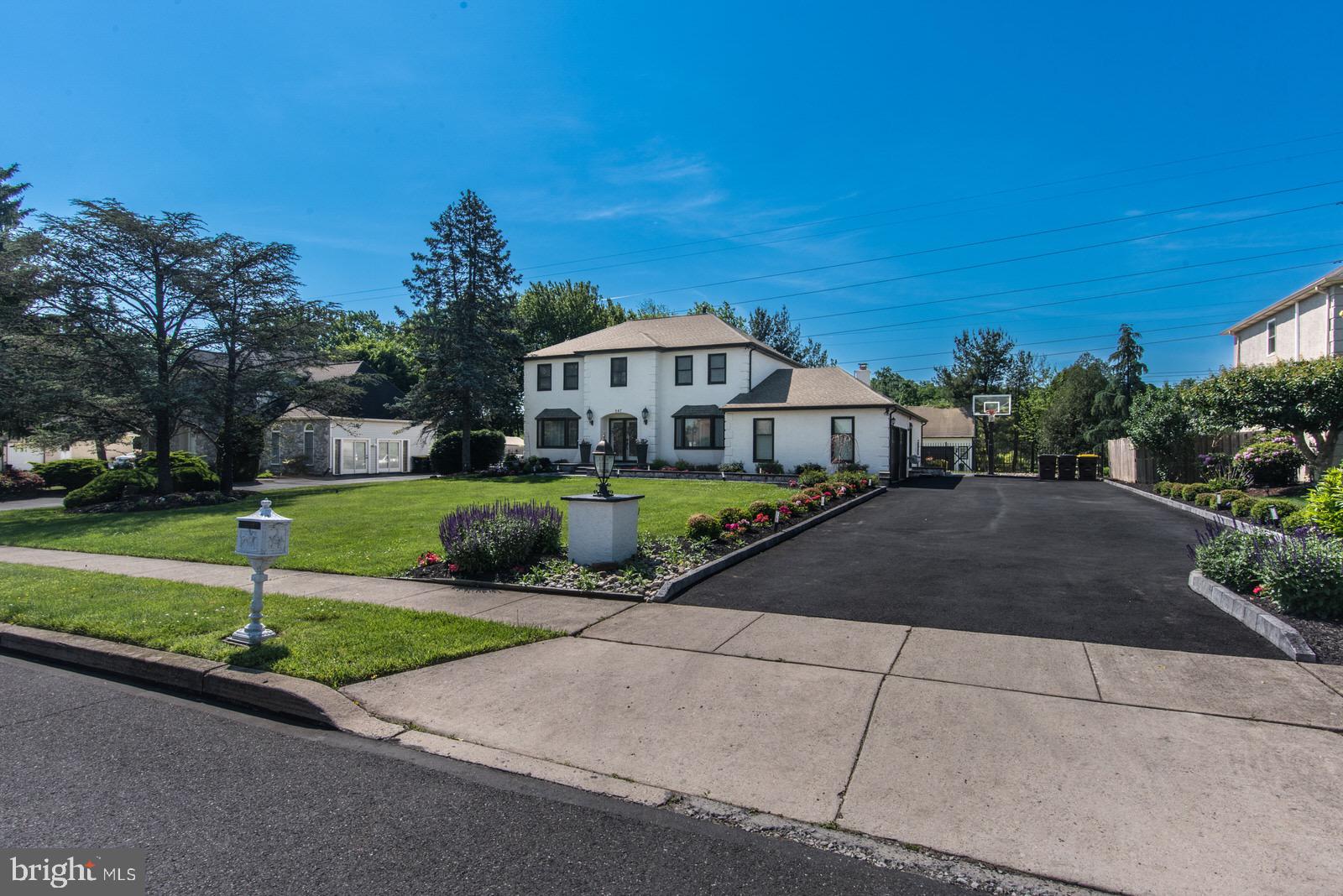 GWYNMONT FARMS - Residential
