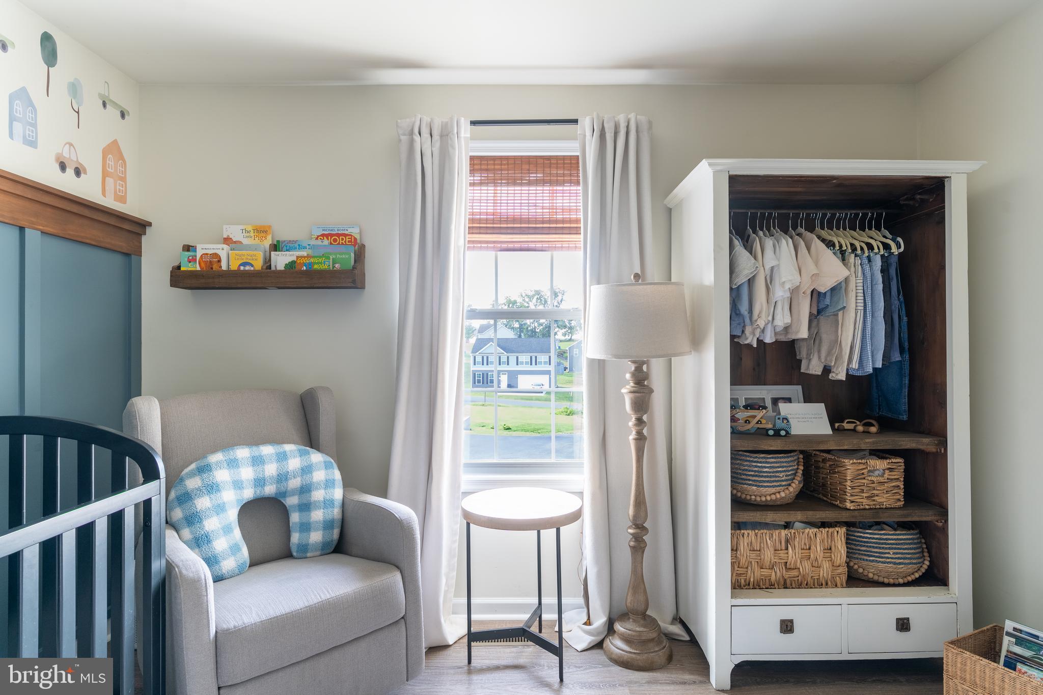 FORT HILL FARMS - Residential