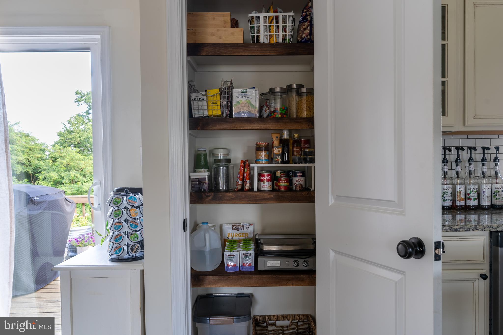 FORT HILL FARMS - Residential