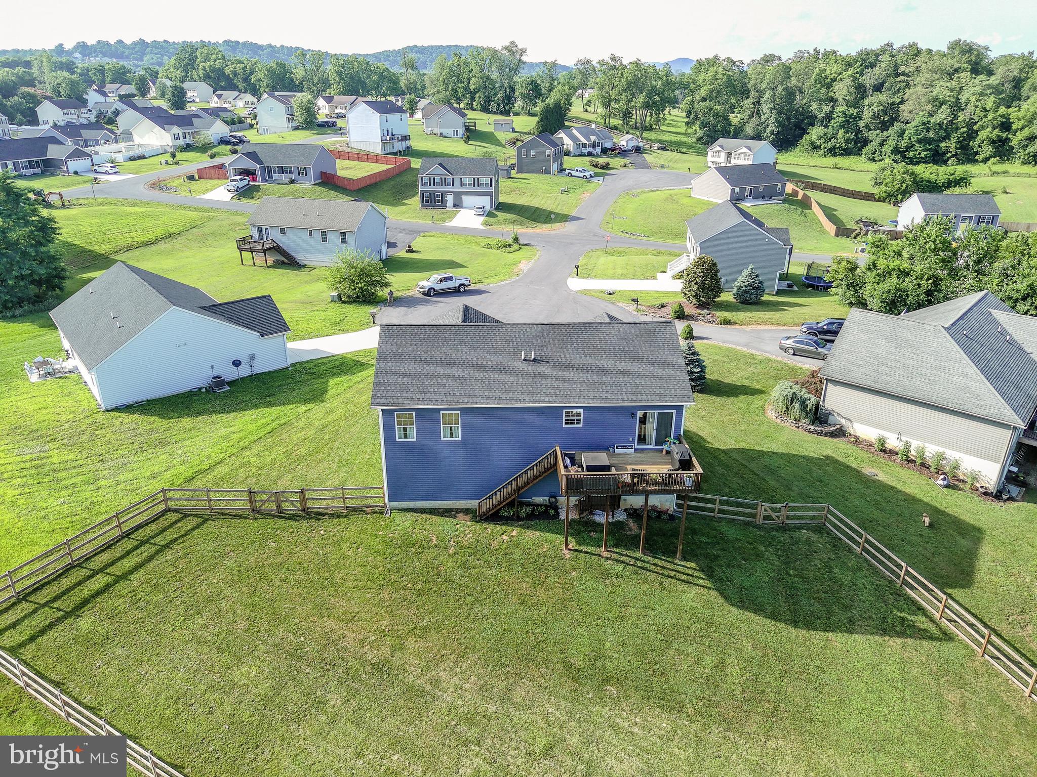 FORT HILL FARMS - Residential