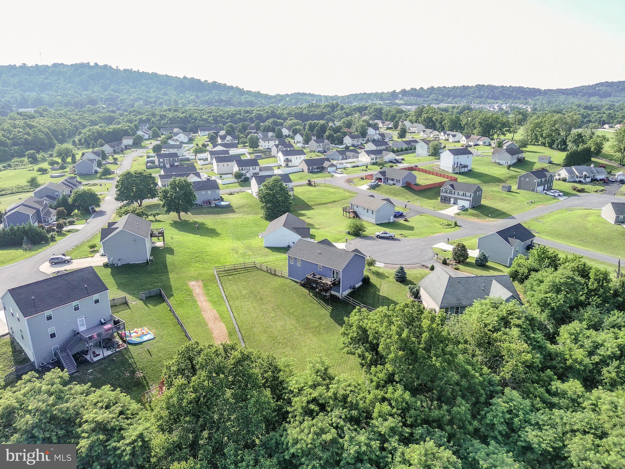 FORT HILL FARMS - Residential