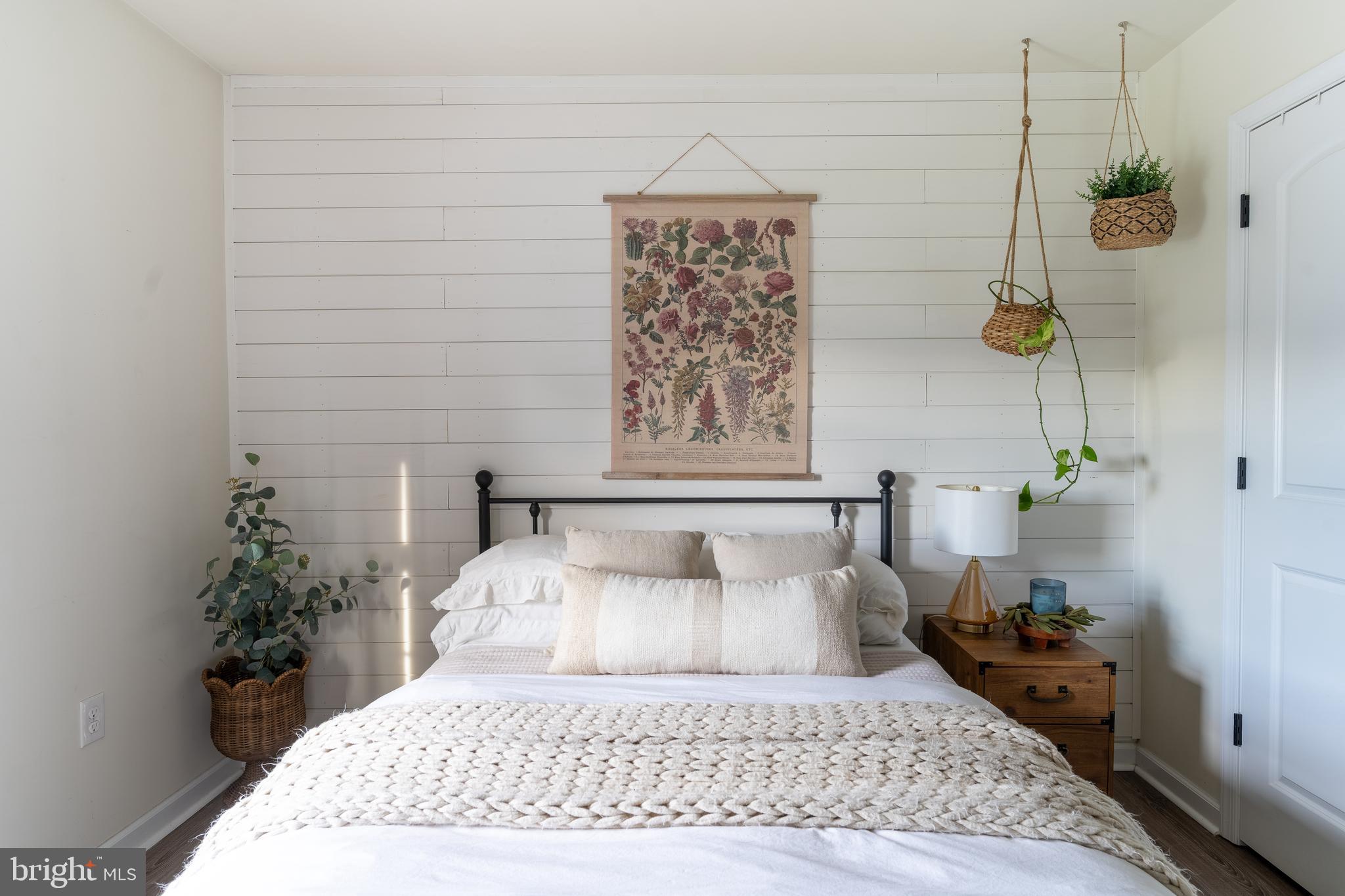 FORT HILL FARMS - Residential