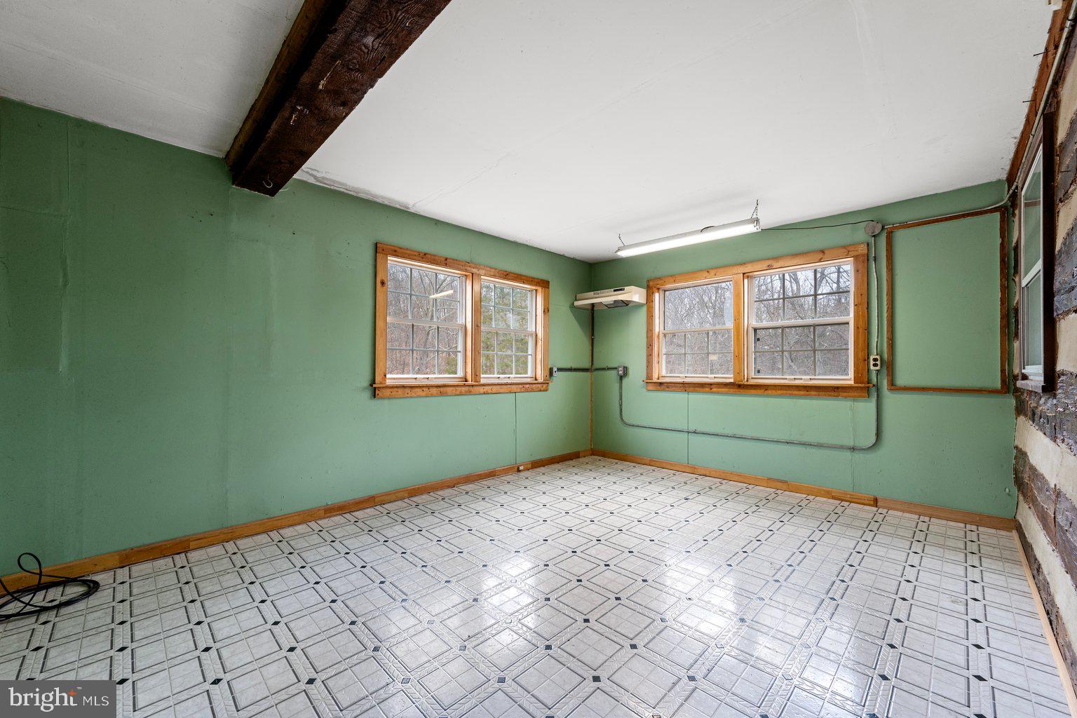 PINE CONE - Residential